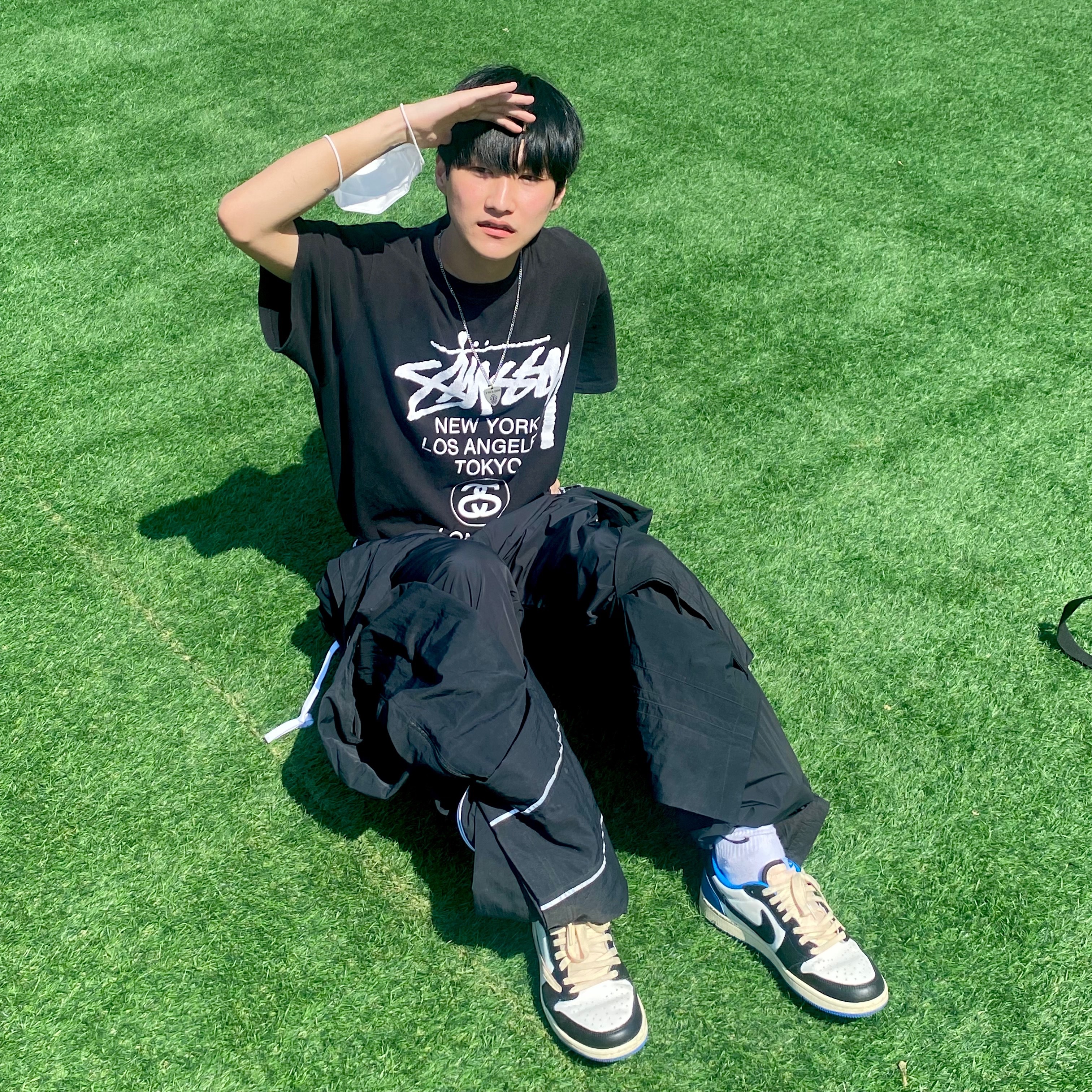 Jordan 1 x Travis Scott x Fragment Retro Low OG SP Military Blue, Nike NRG DH Pants Black 착용 스타일