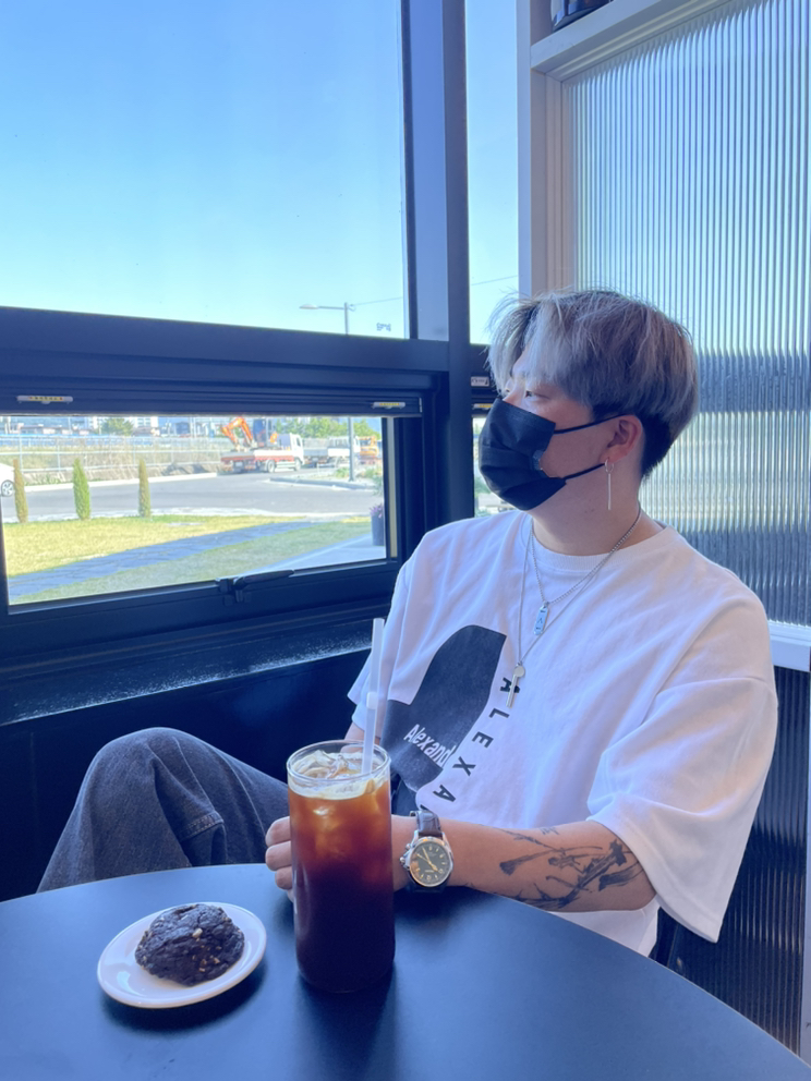 KREAM 프로필 이미지