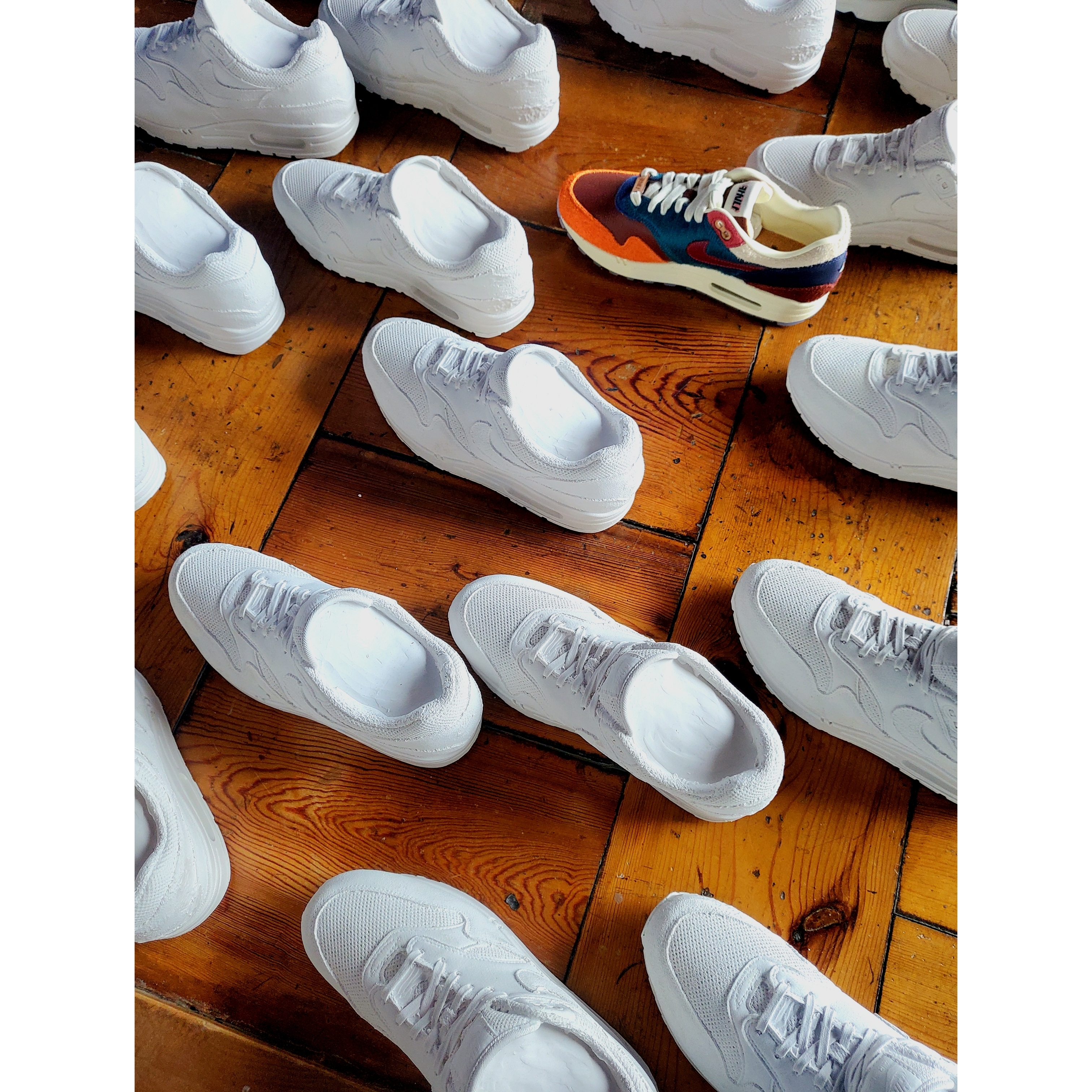 Nike x Kasina Air Max 1 SP Won-Ang Orange, Nike x Kasina Air Max 1 SP Won-Ang Particle Grey 착용 스타일 - 4