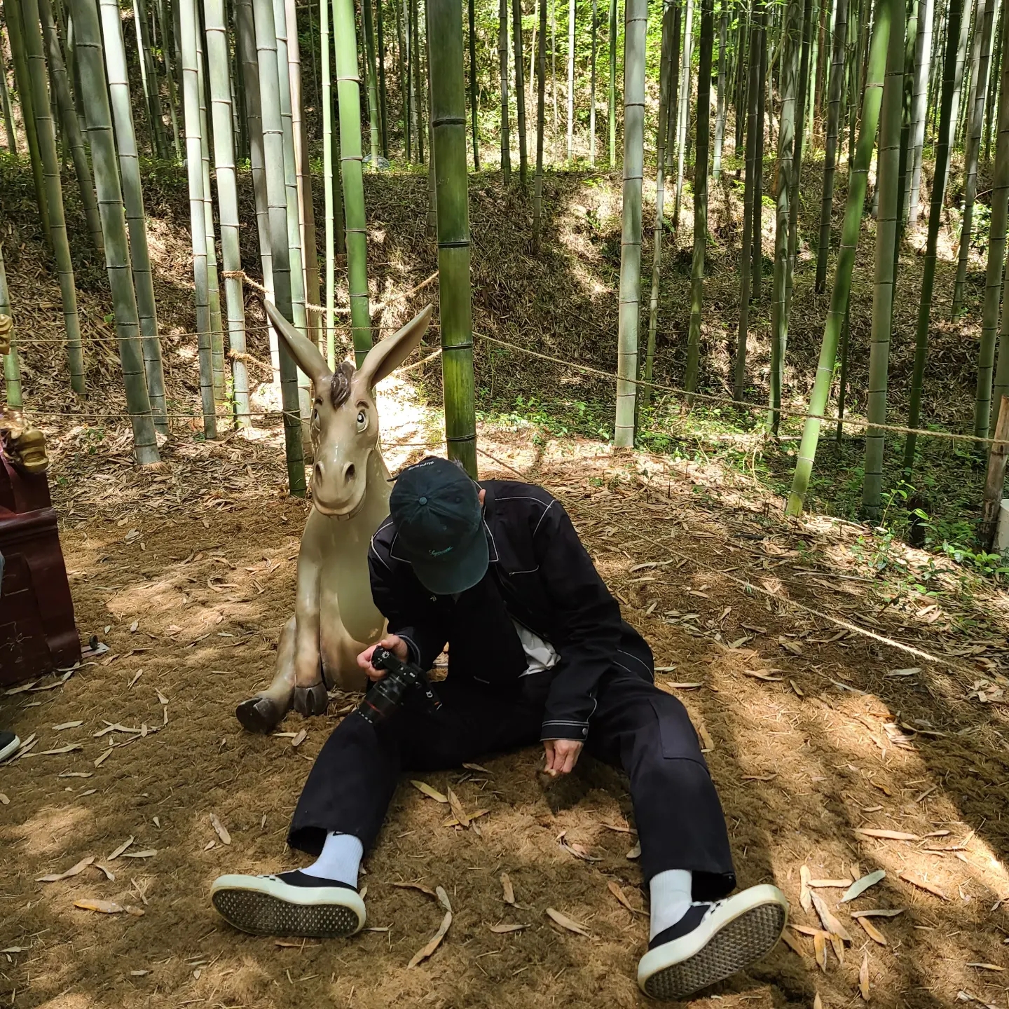 Vans Checkerboard Comfycush One Black, Supreme Washed Twill 6-Panel Blue - 22SS 착용 스타일