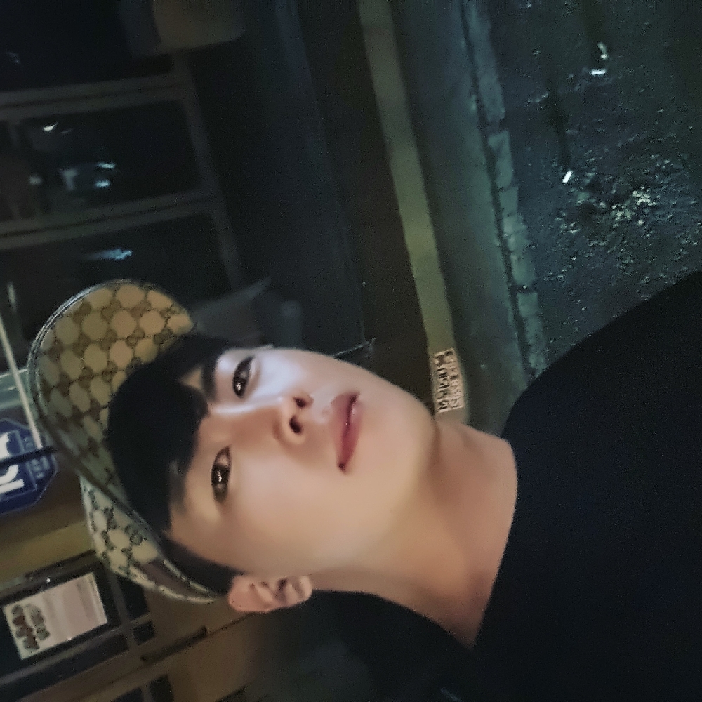 KREAM 프로필 이미지