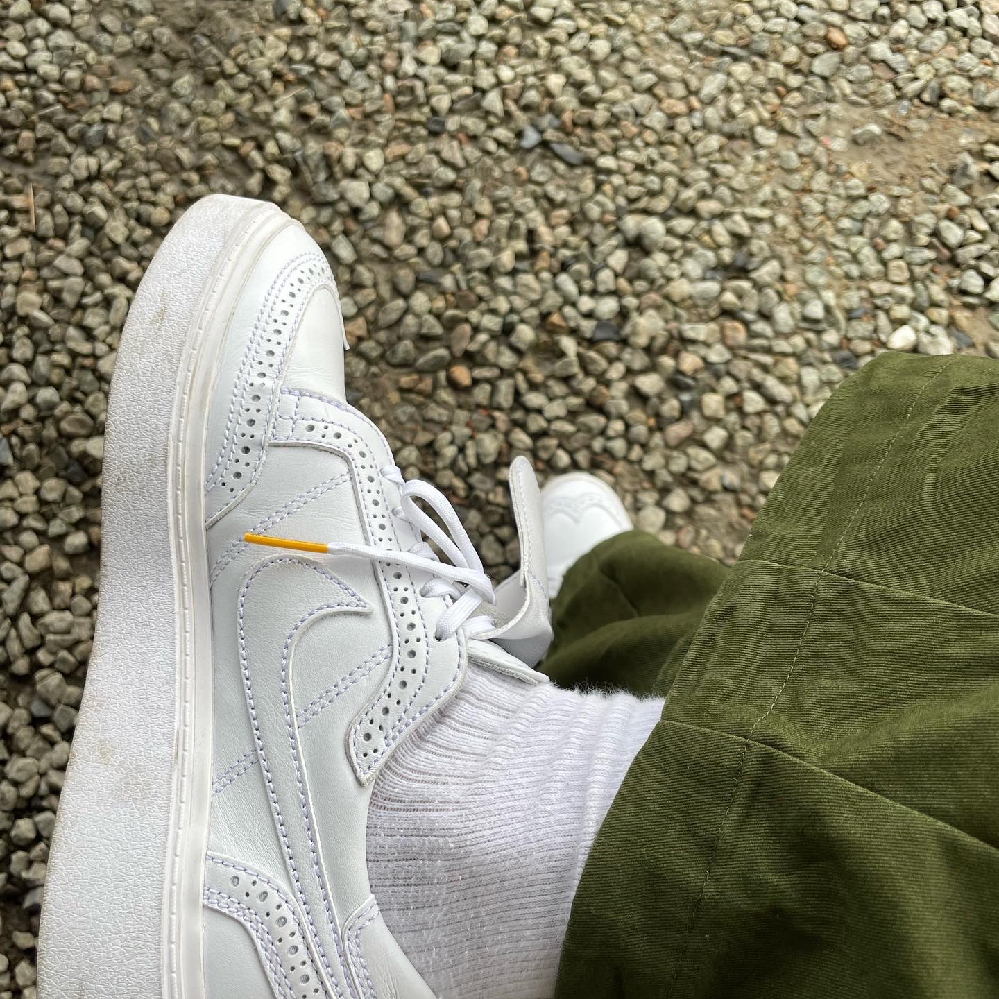 Nike x Peaceminusone Kwondo1 White, Stussy Lion Dot Pigment Dyed T-Shirt Natural 착용 스타일 - 2