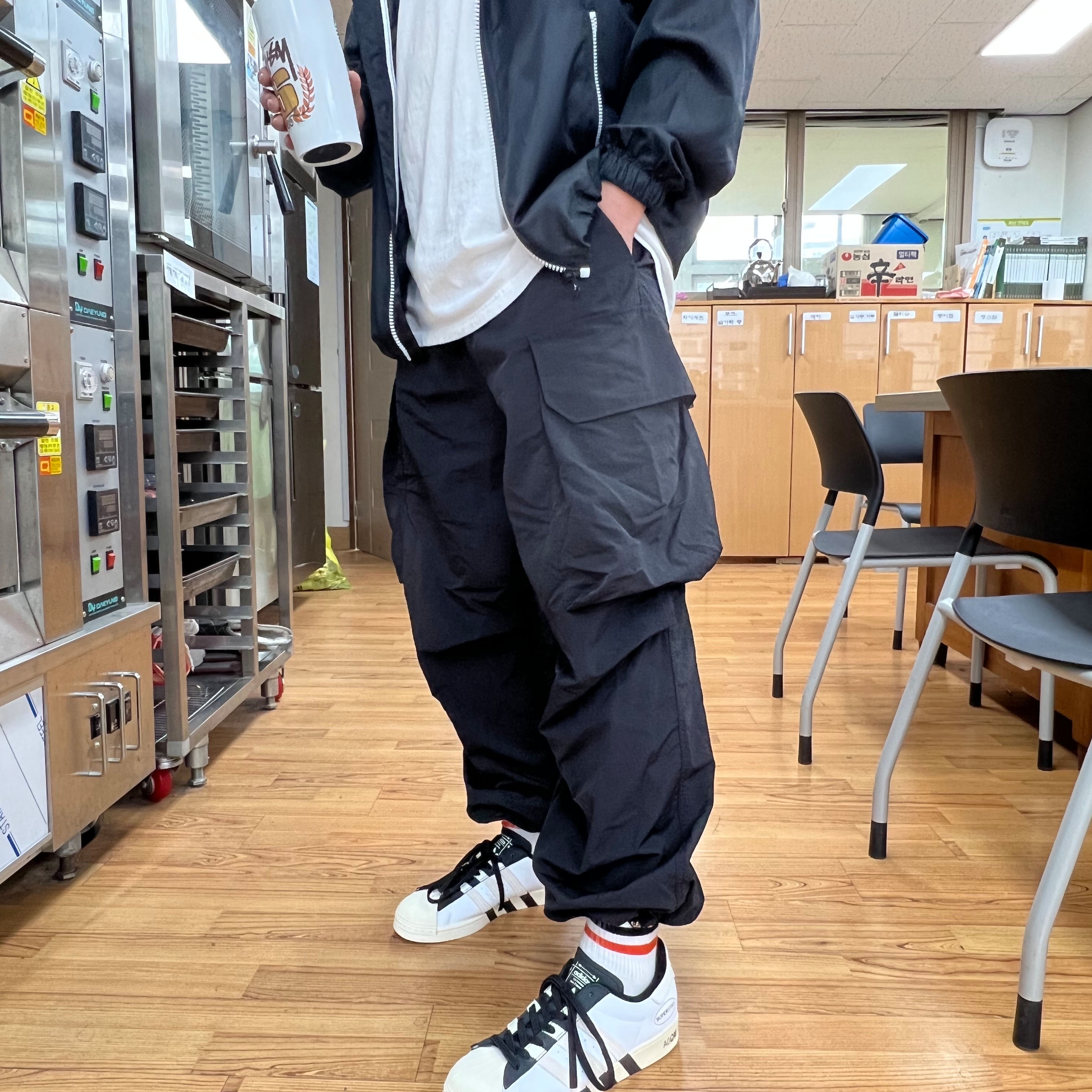 Adidas Superstar Extended Stripes, Adidas Superstar Premium Black White 착용 스타일 - 2