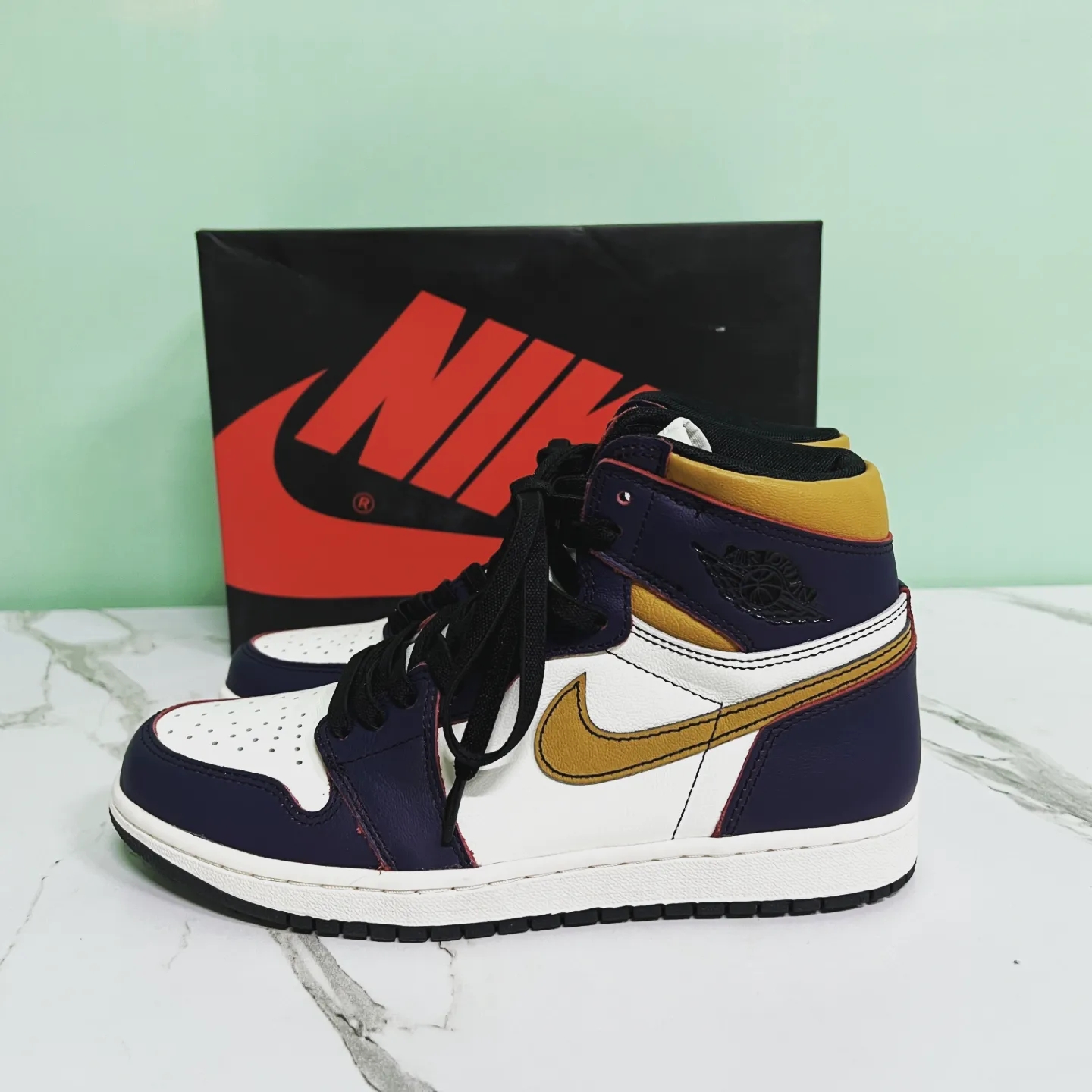 Jordan 1 Retro High OG Defiant SB LA to Chicago 착용 스타일 - 3