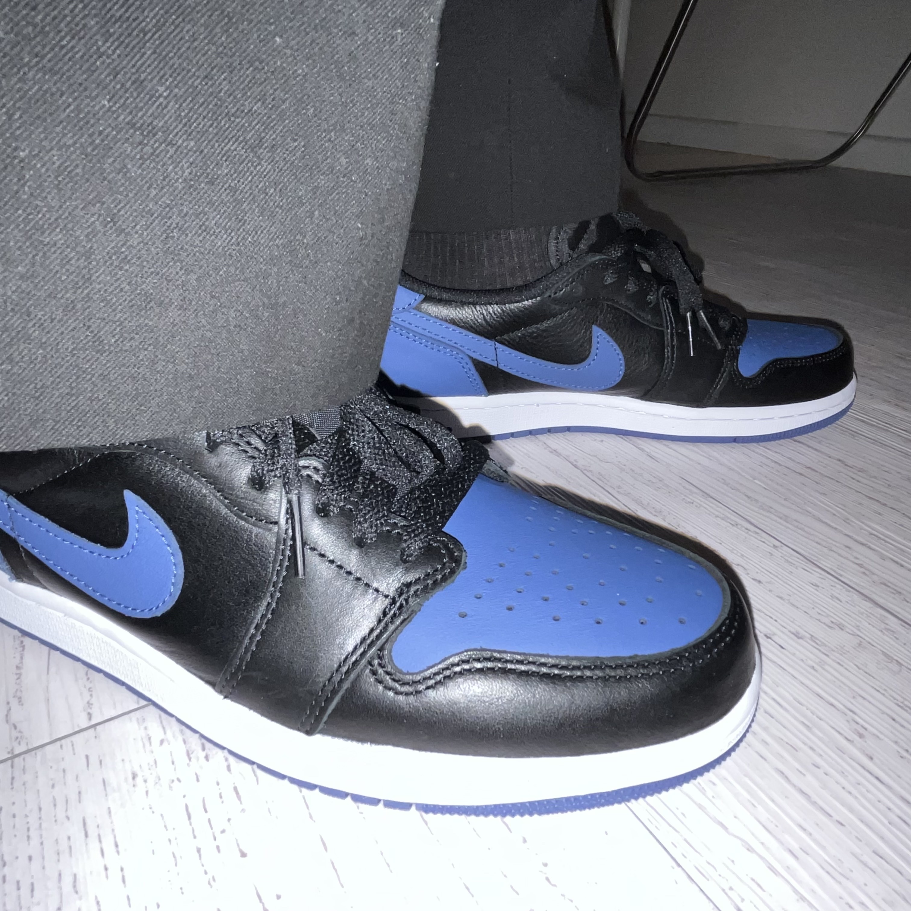 Jordan 1 Retro Low OG Mystic Navy 착용 스타일