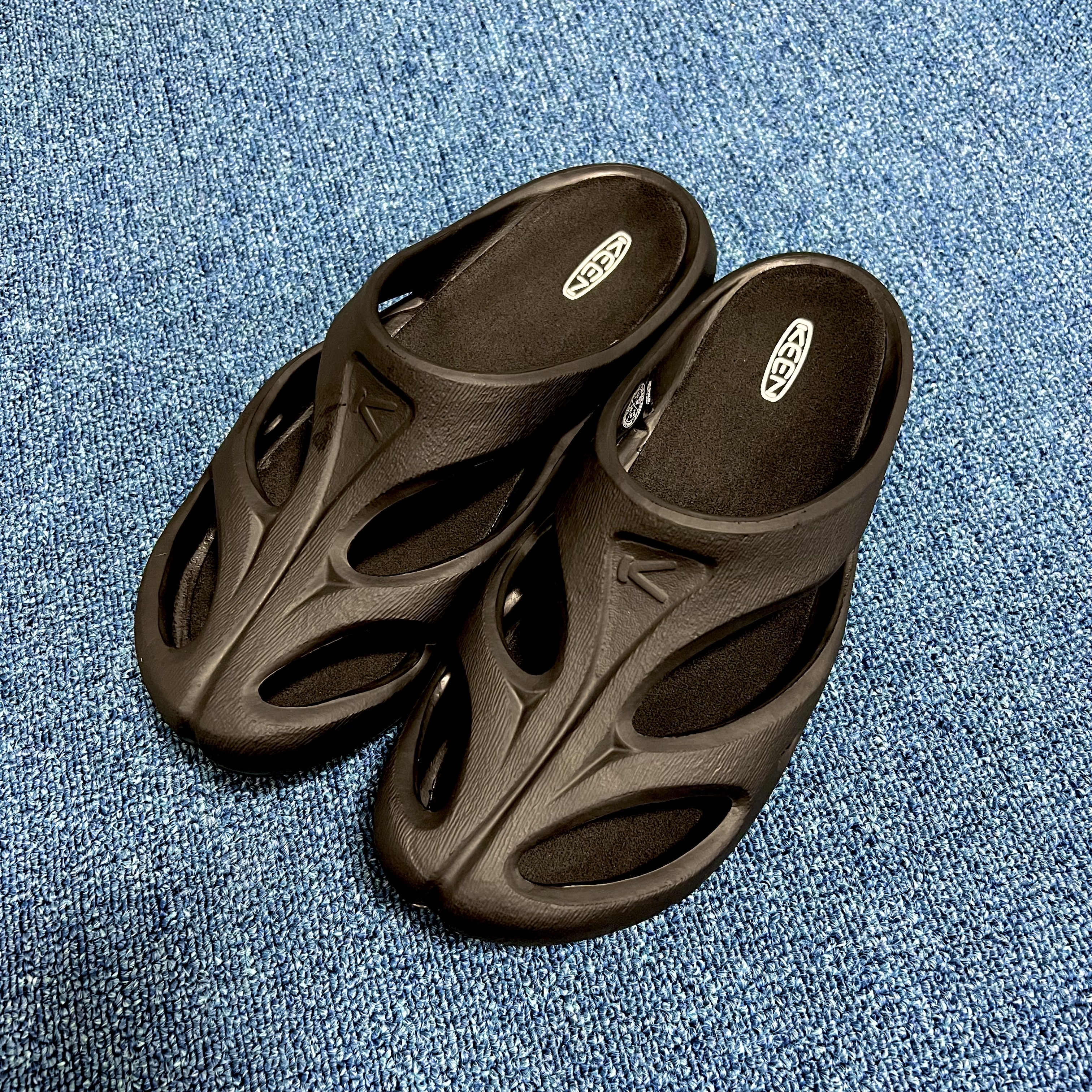 Keen Shanti Black Dawn Blue 착용 스타일