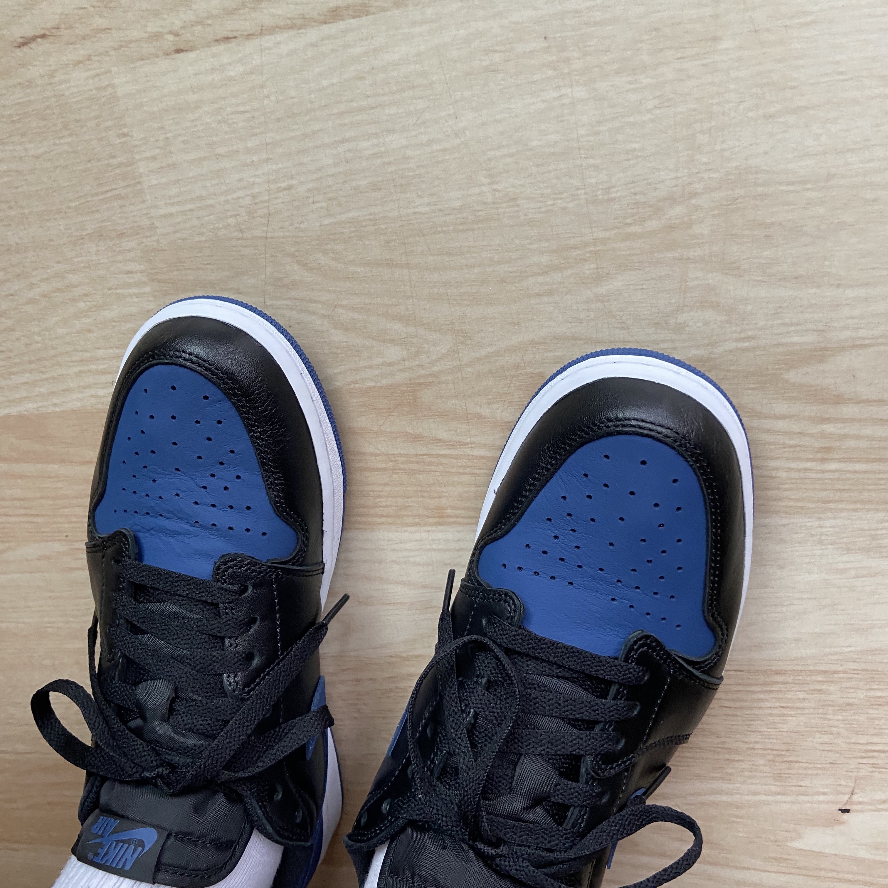 Jordan 1 Retro Low OG Mystic Navy 착용 스타일 - 1