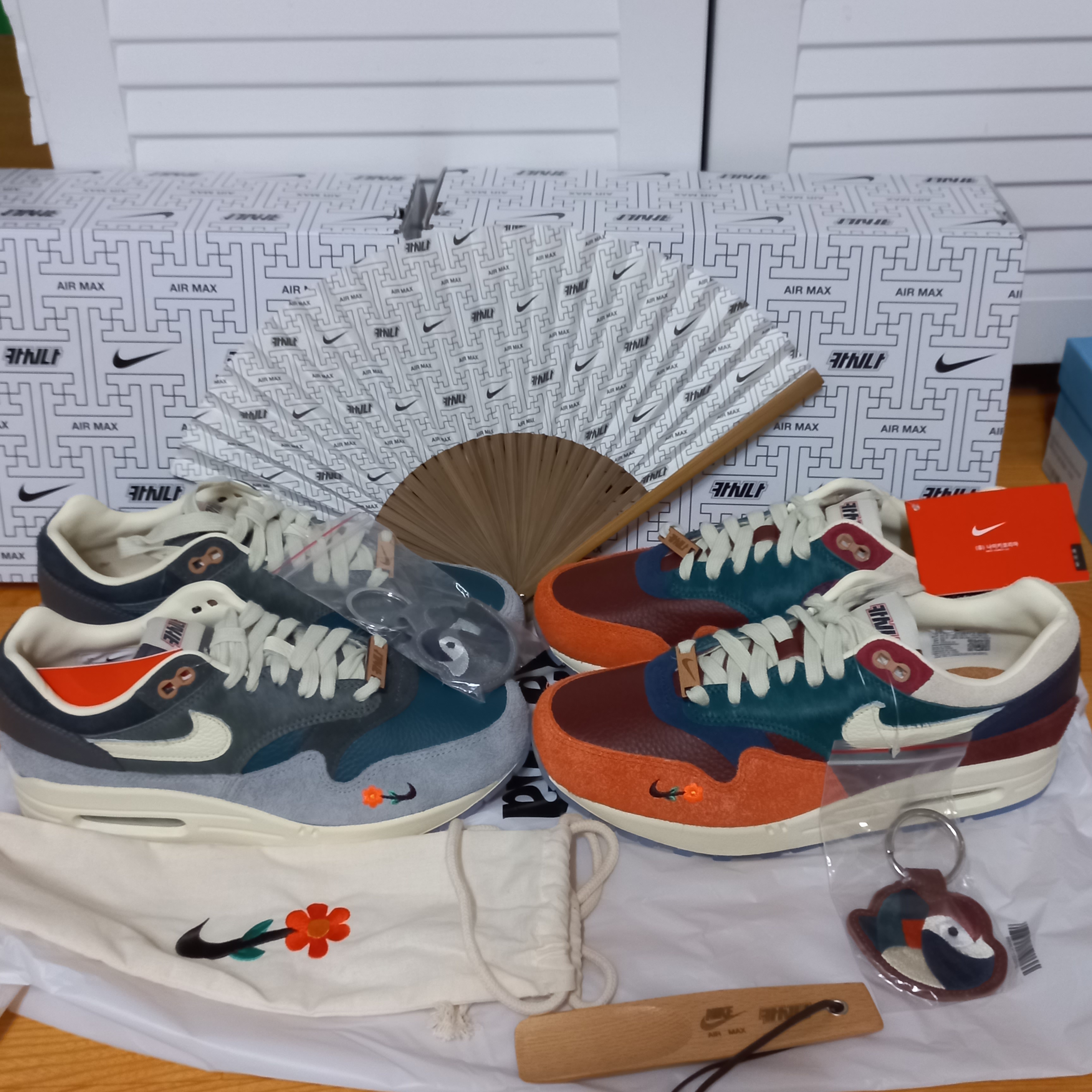 Nike x Kasina Air Max 1 SP Won-Ang Orange (With Special Gift), Nike x Kasina Air Max 1 SP Won-Ang Particle Grey 착용 스타일 - 1
