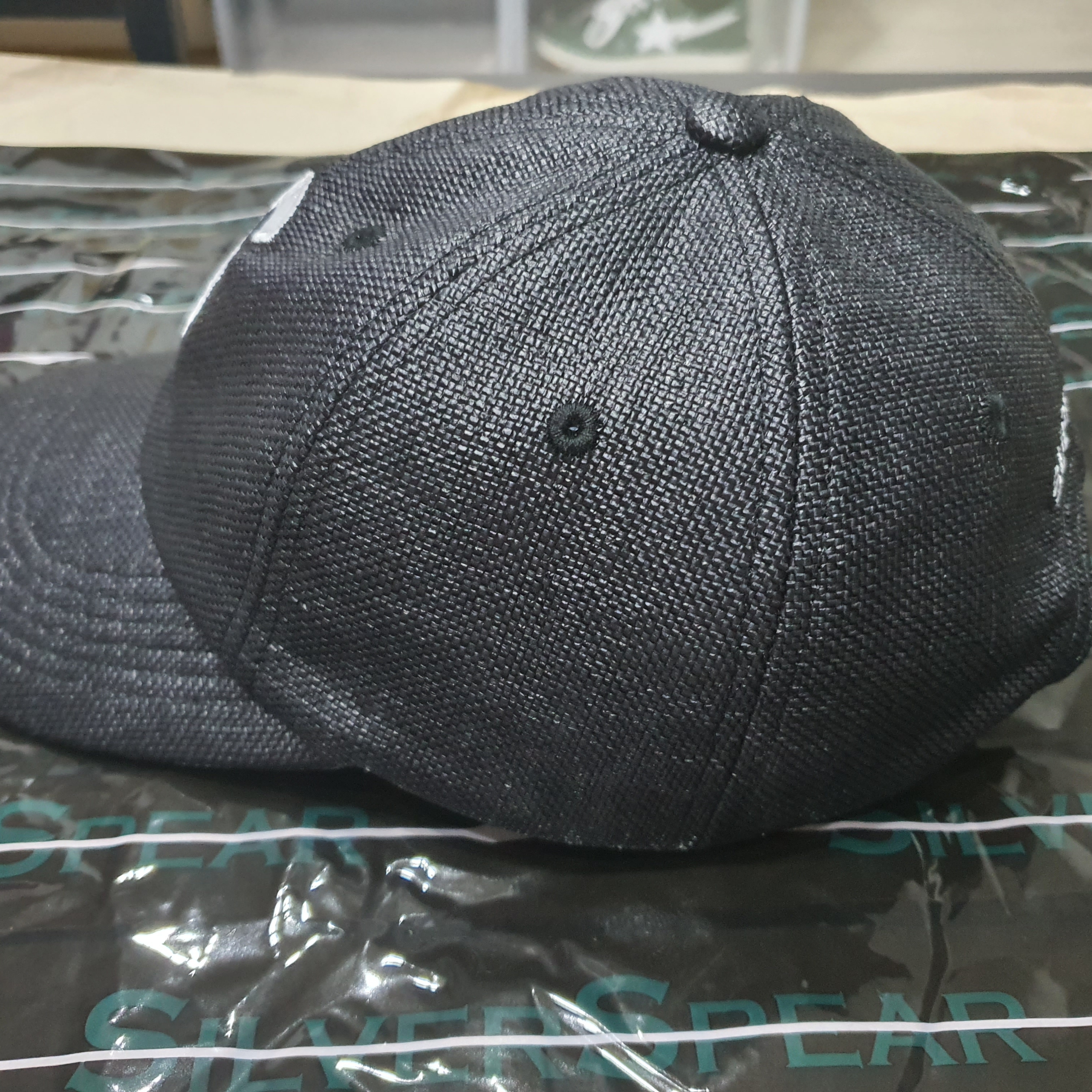 Supreme Raffia S Logo 6-Panel Black - 22SS 착용 스타일 - 3