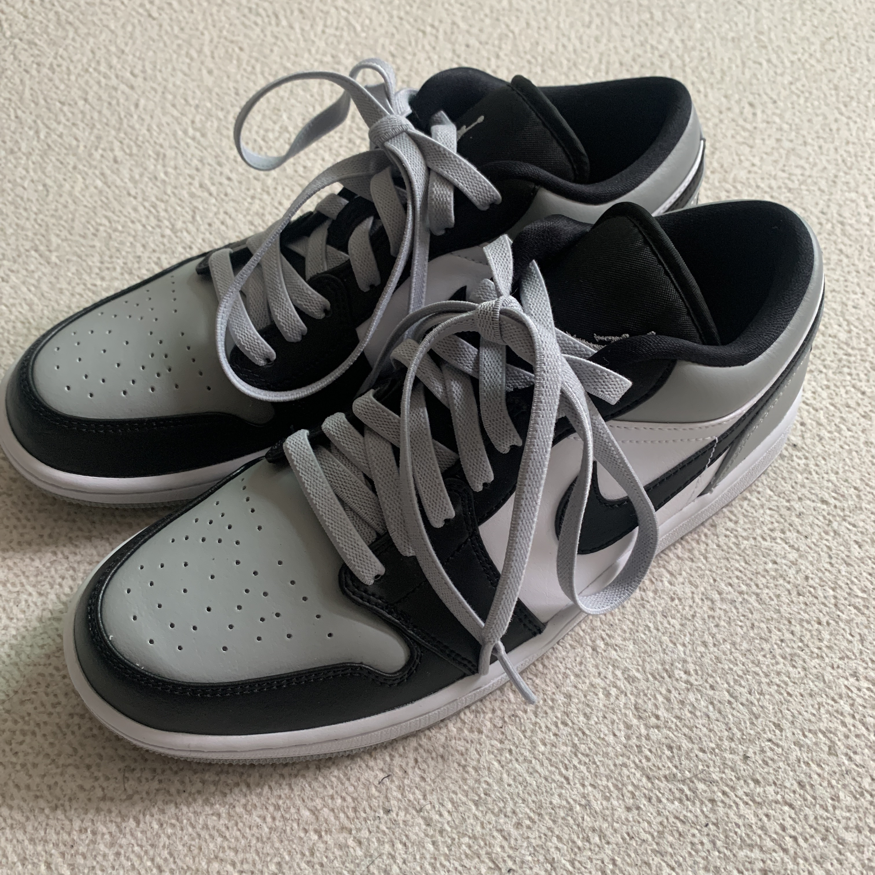 Jordan 1 Low Light Smoke Grey Black 착용 스타일
