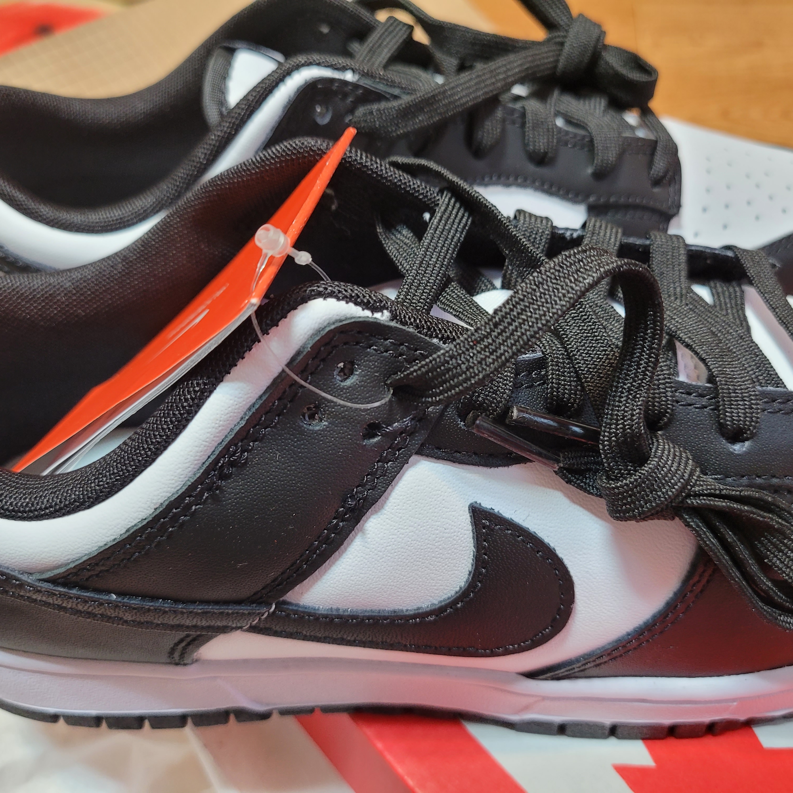 Nike Dunk Low Retro Black 착용 스타일