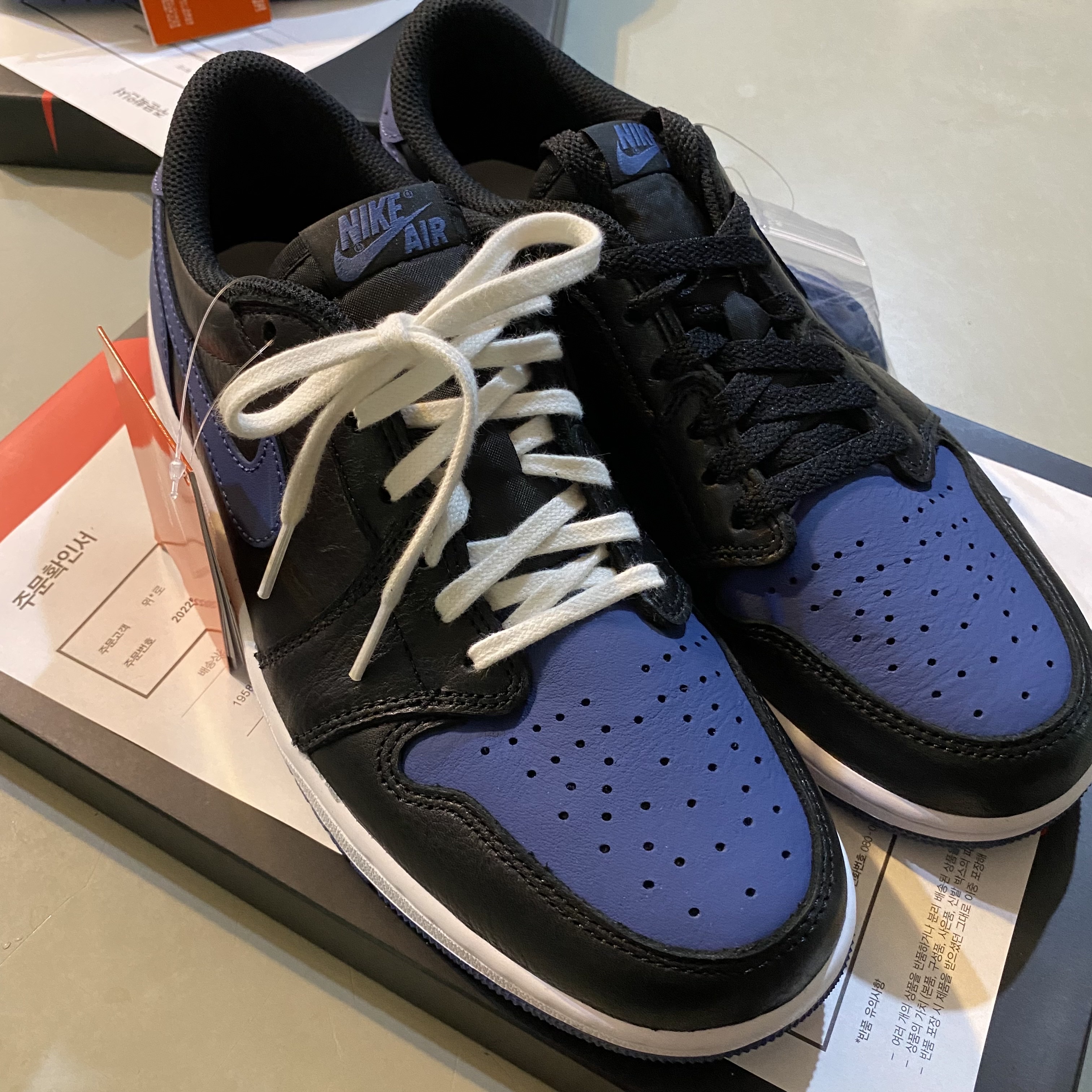 Jordan 1 Retro Low OG Mystic Navy 착용 스타일 - 1