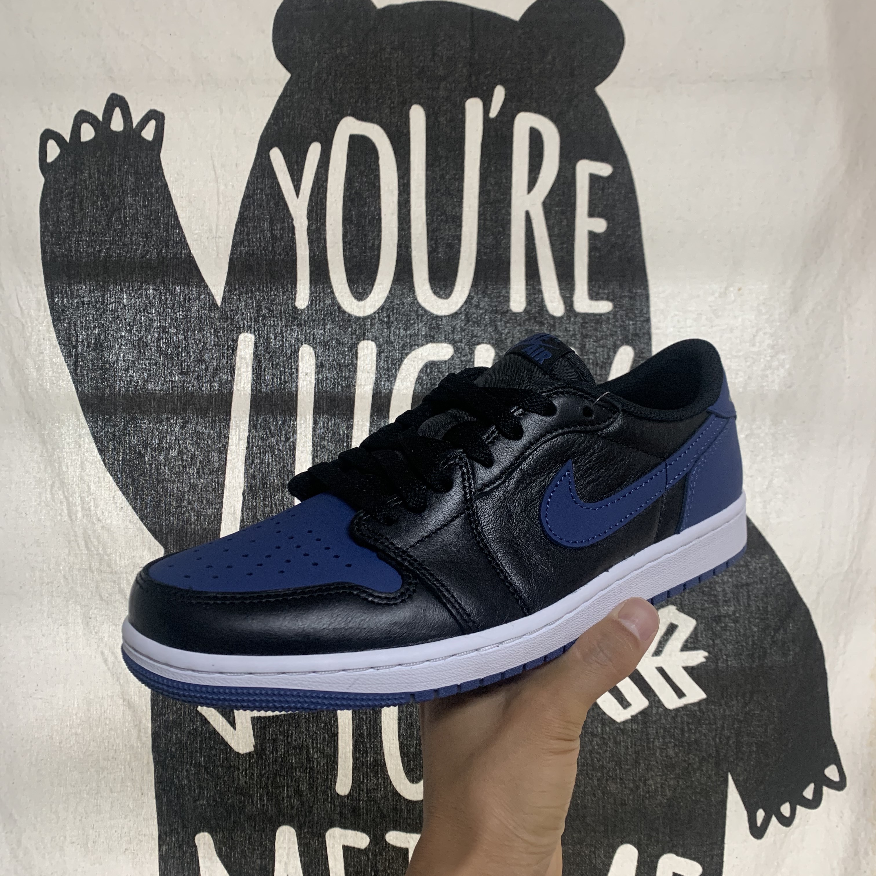 Jordan 1 Retro Low OG Mystic Navy 착용 스타일 - 1
