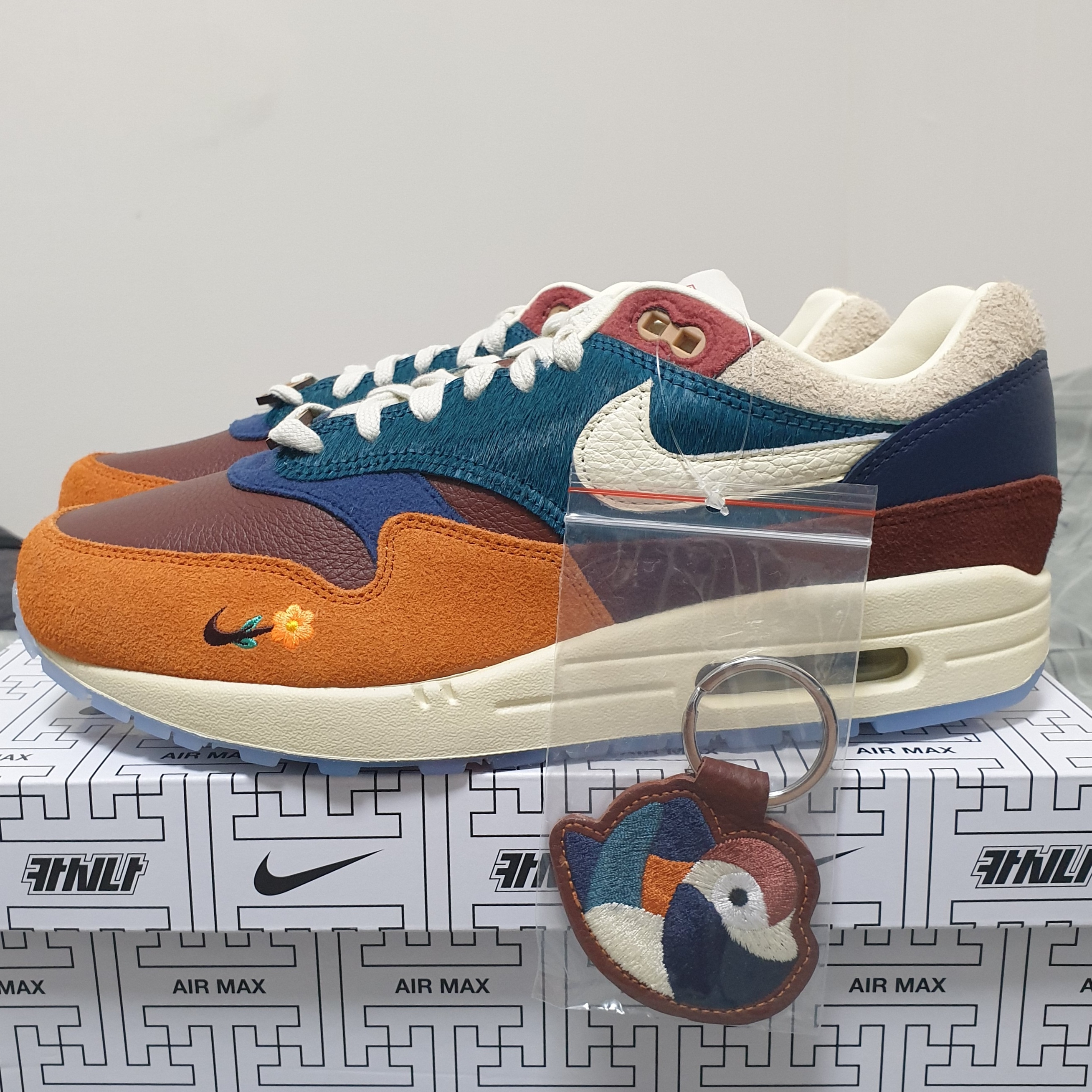 Nike x Kasina Air Max 1 SP Won-Ang Orange (With Special Gift), Nike x Kasina Air Max 1 SP Won-Ang Orange 착용 스타일 - 2
