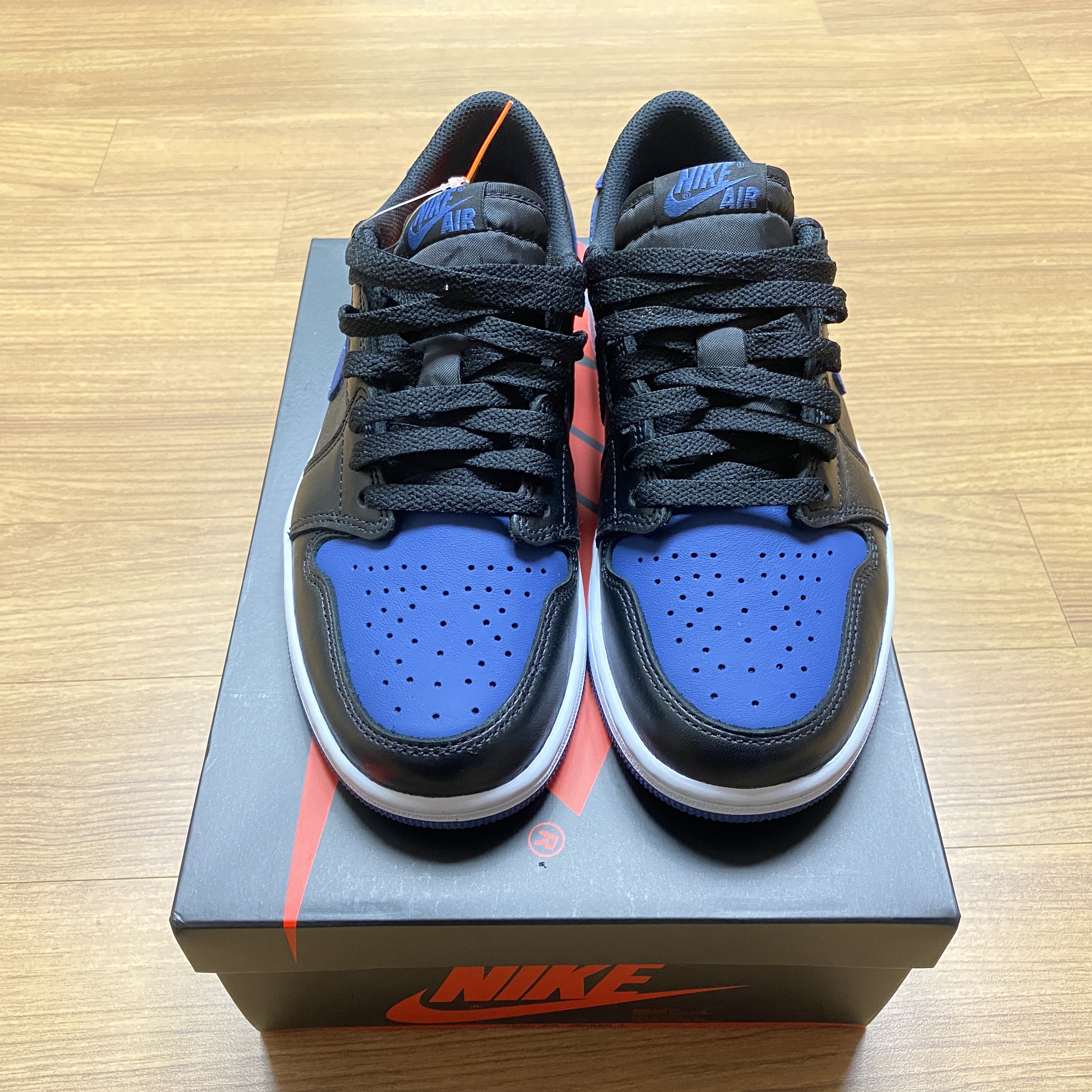 Jordan 1 Retro Low OG Mystic Navy 착용 스타일 - 3