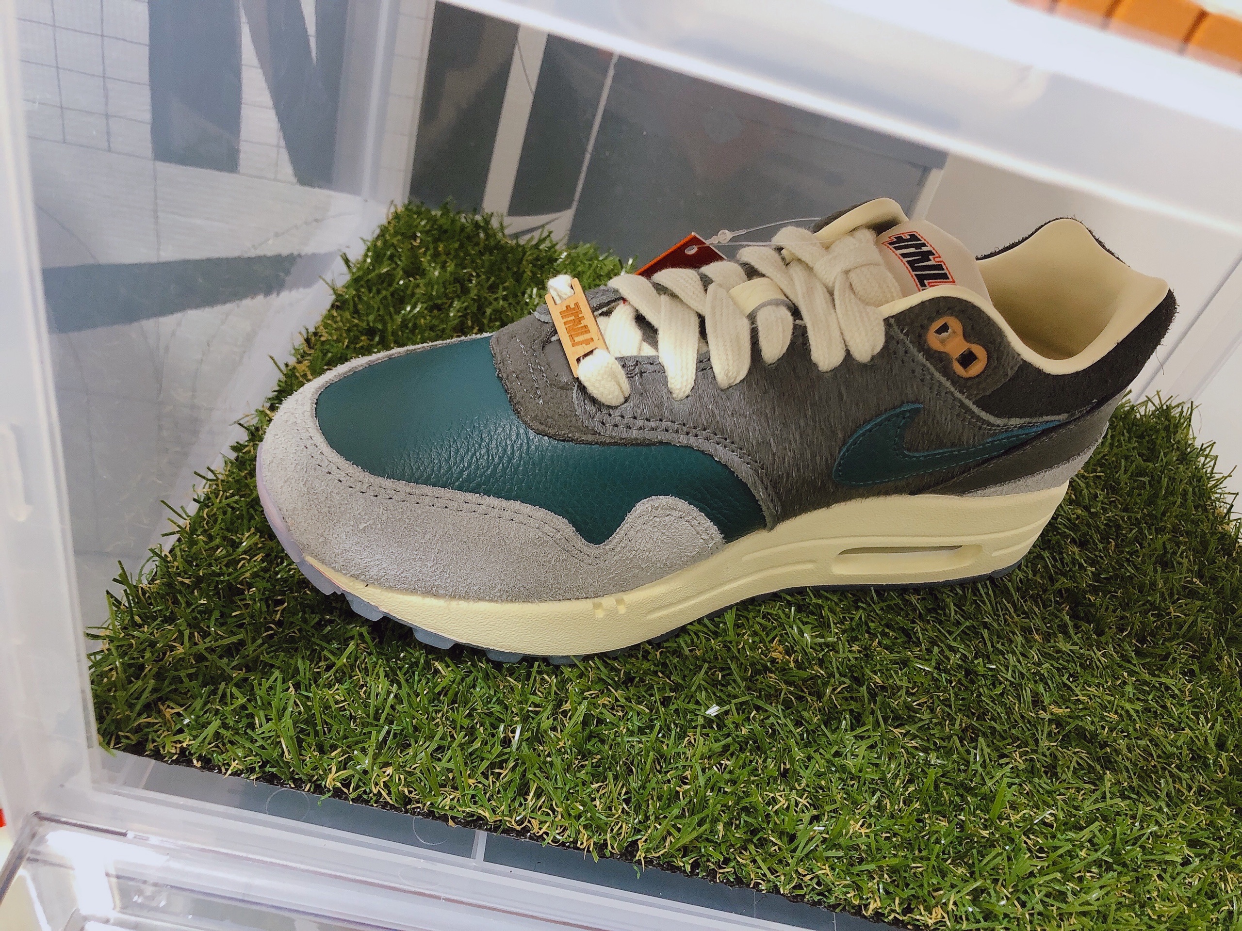 Nike x Kasina Air Max 1 SP Won-Ang Particle Grey 착용 스타일 - 2