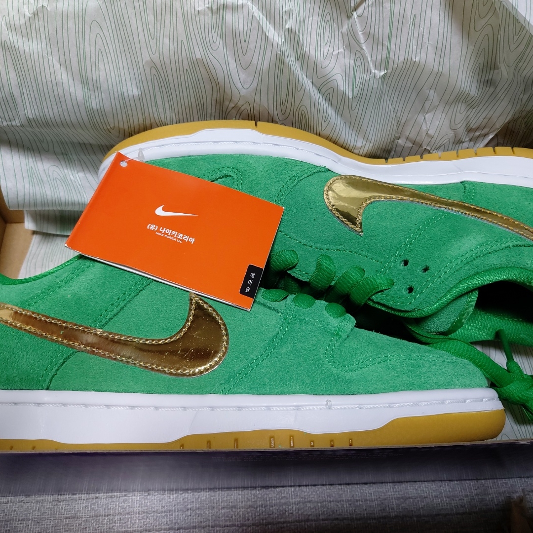 Nike SB Dunk Low Pro Shamrock 착용 스타일 - 3
