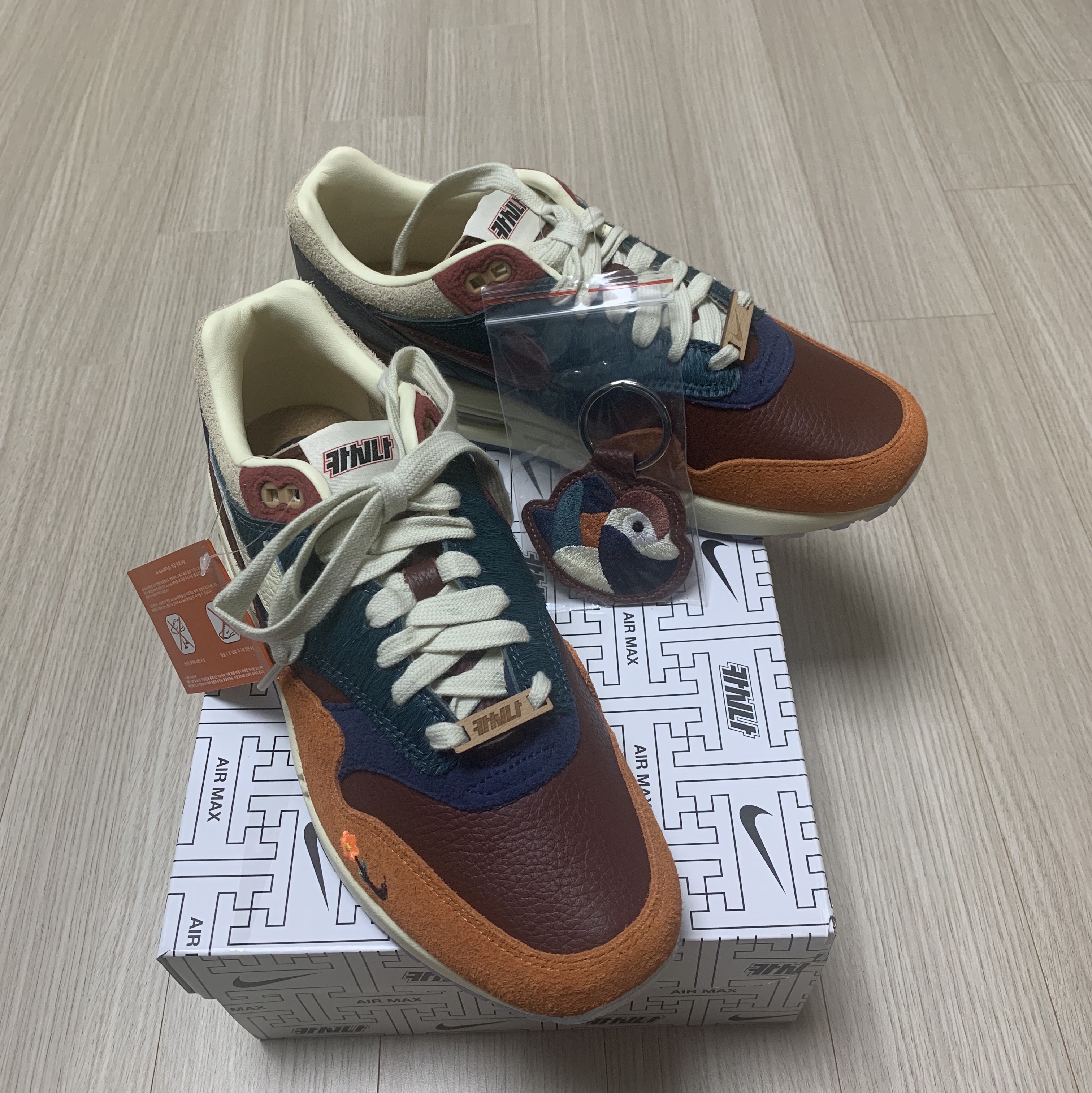Nike x Kasina Air Max 1 SP Won-Ang Orange 착용 스타일 - 1