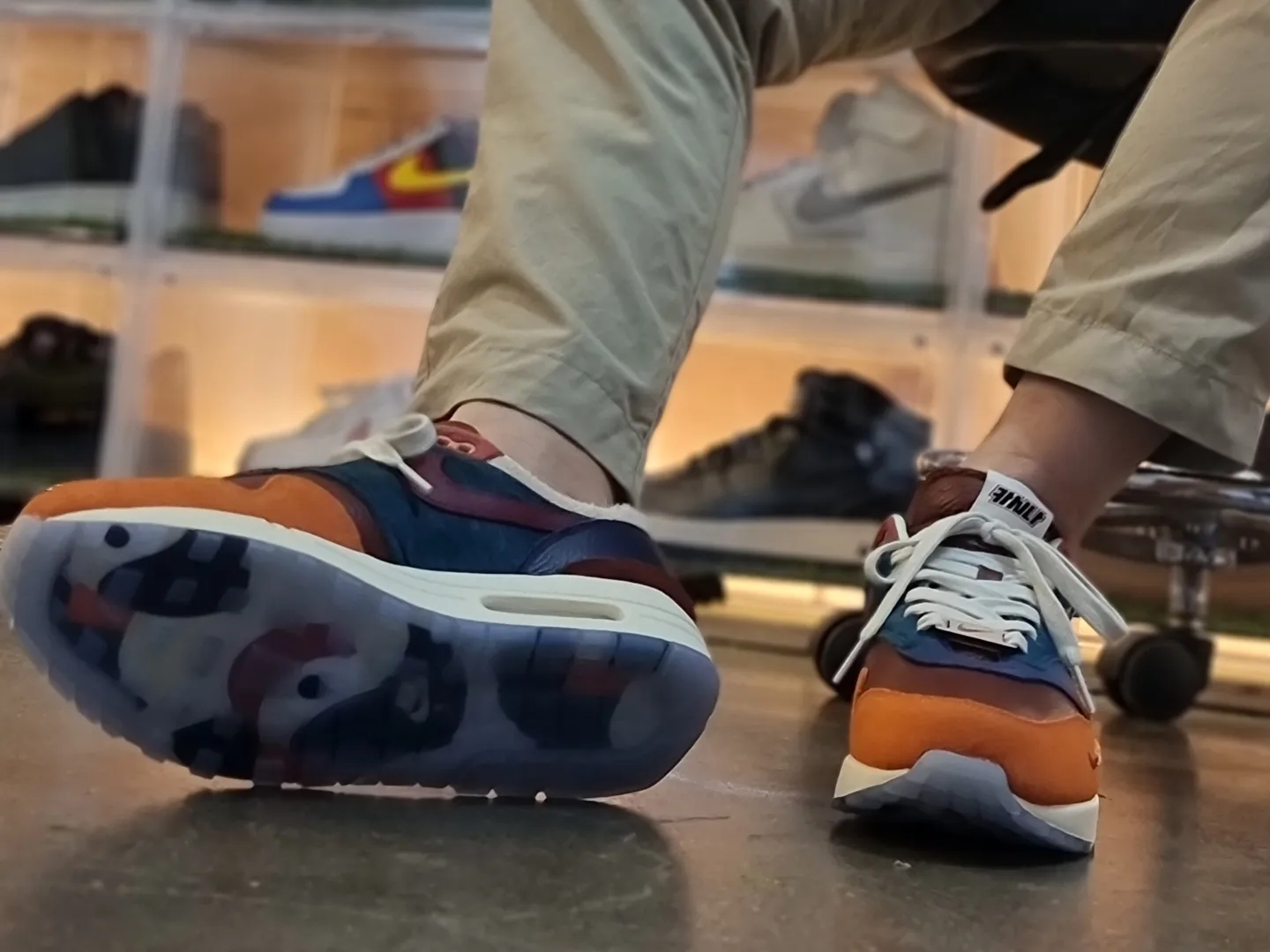 Nike x Kasina Air Max 1 SP Won-Ang Orange 착용 스타일 - 5