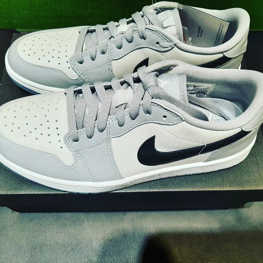 Jordan 1 Low Golf Wolf Grey 착용 스타일 - 2