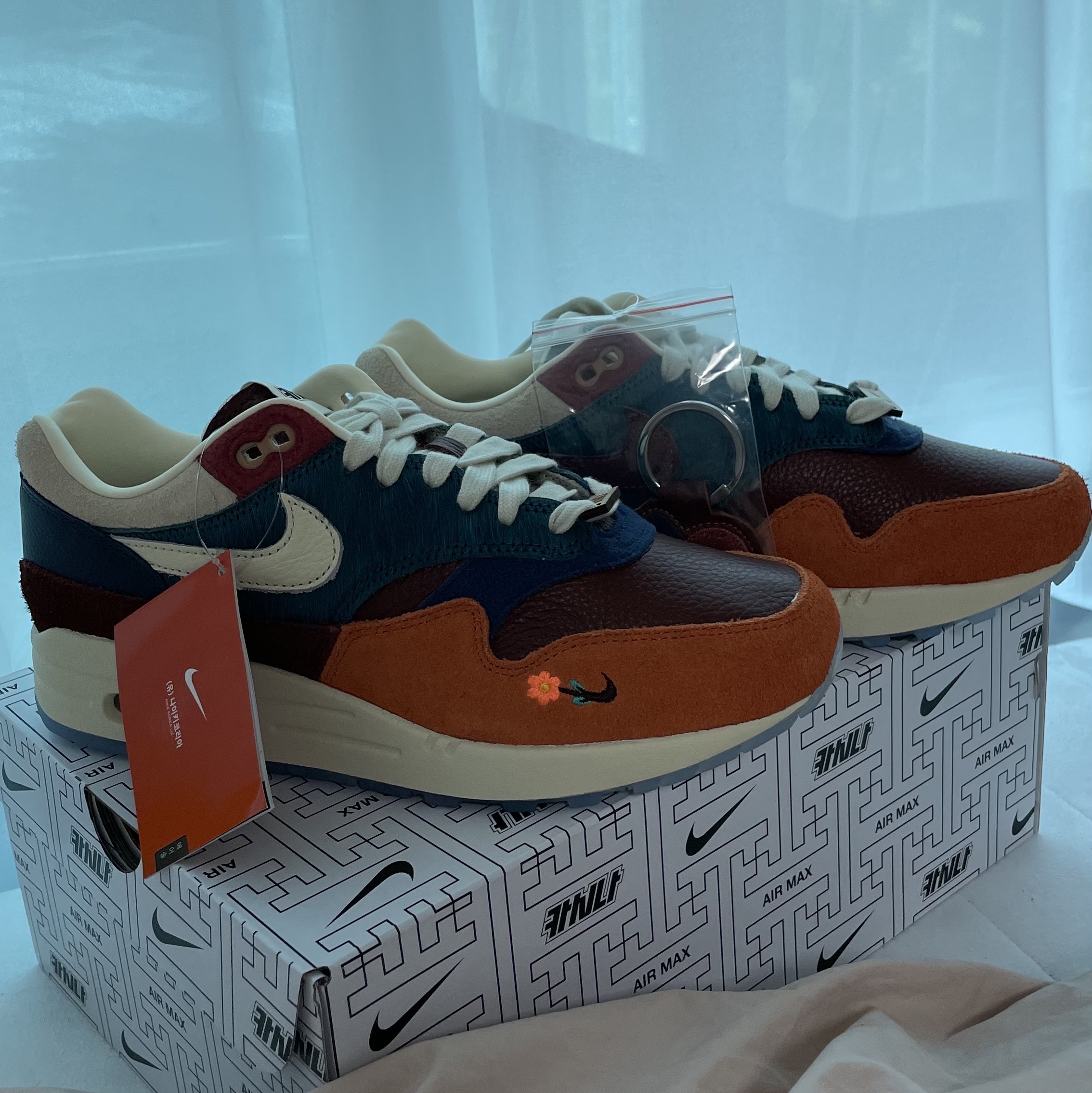 Nike x Kasina Air Max 1 SP Won-Ang Orange 착용 스타일