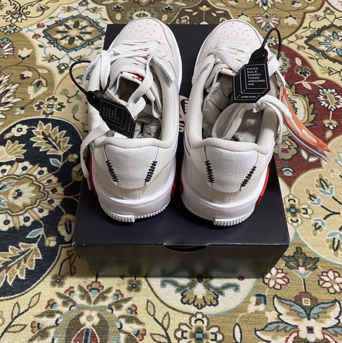 (W) Nike Air Force 1 Fontanka Pearl White, (W) Nike Air Force 1 Fontanka Phantom White 착용 스타일 - 2