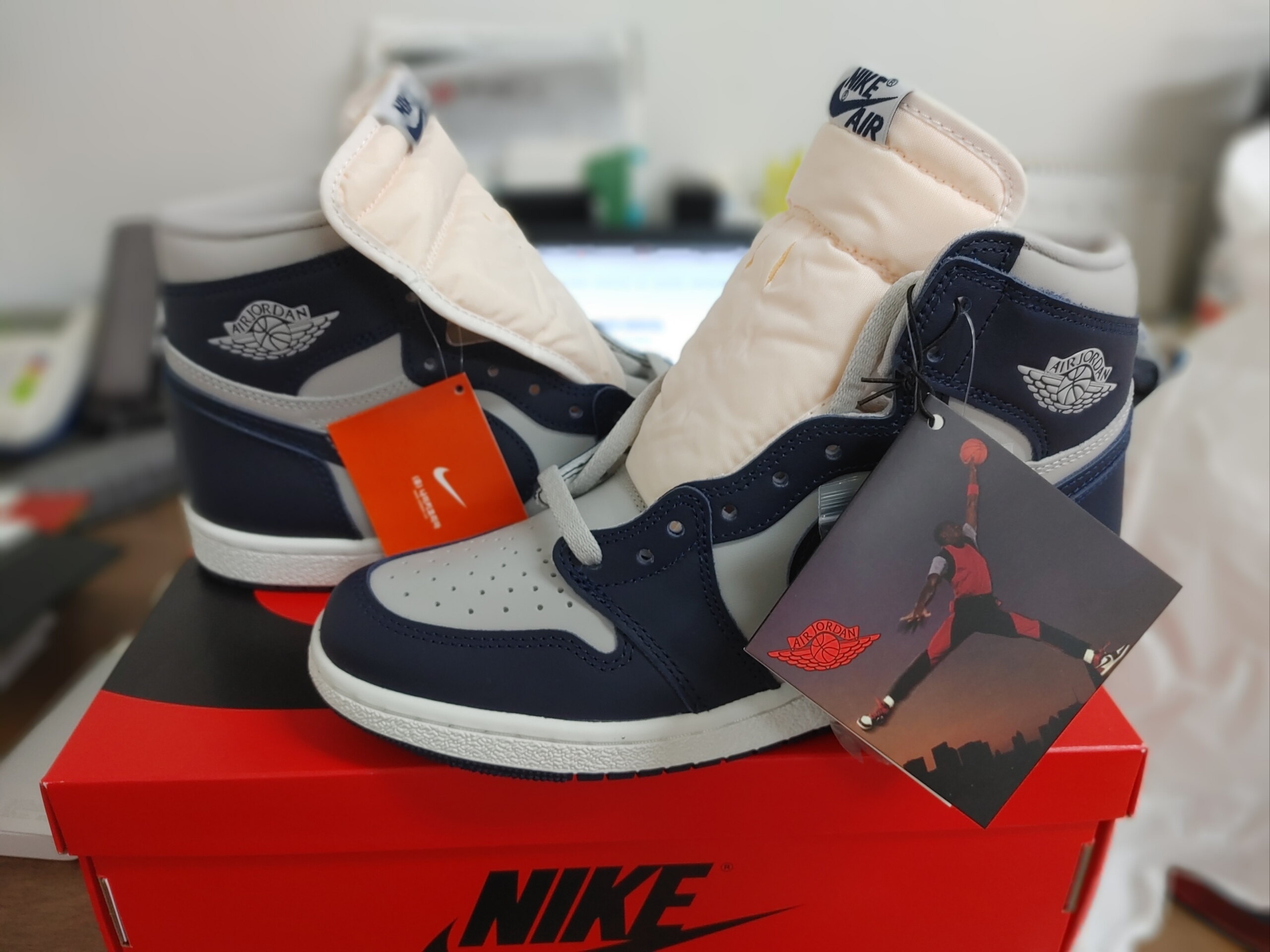 Jordan 1 High 85 College Navy 착용 스타일 - 2