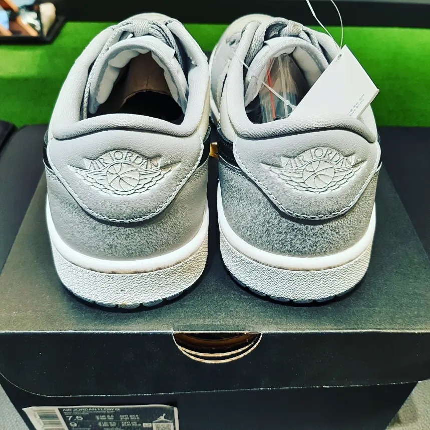 Jordan 1 Low Golf Wolf Grey 착용 스타일 - 3