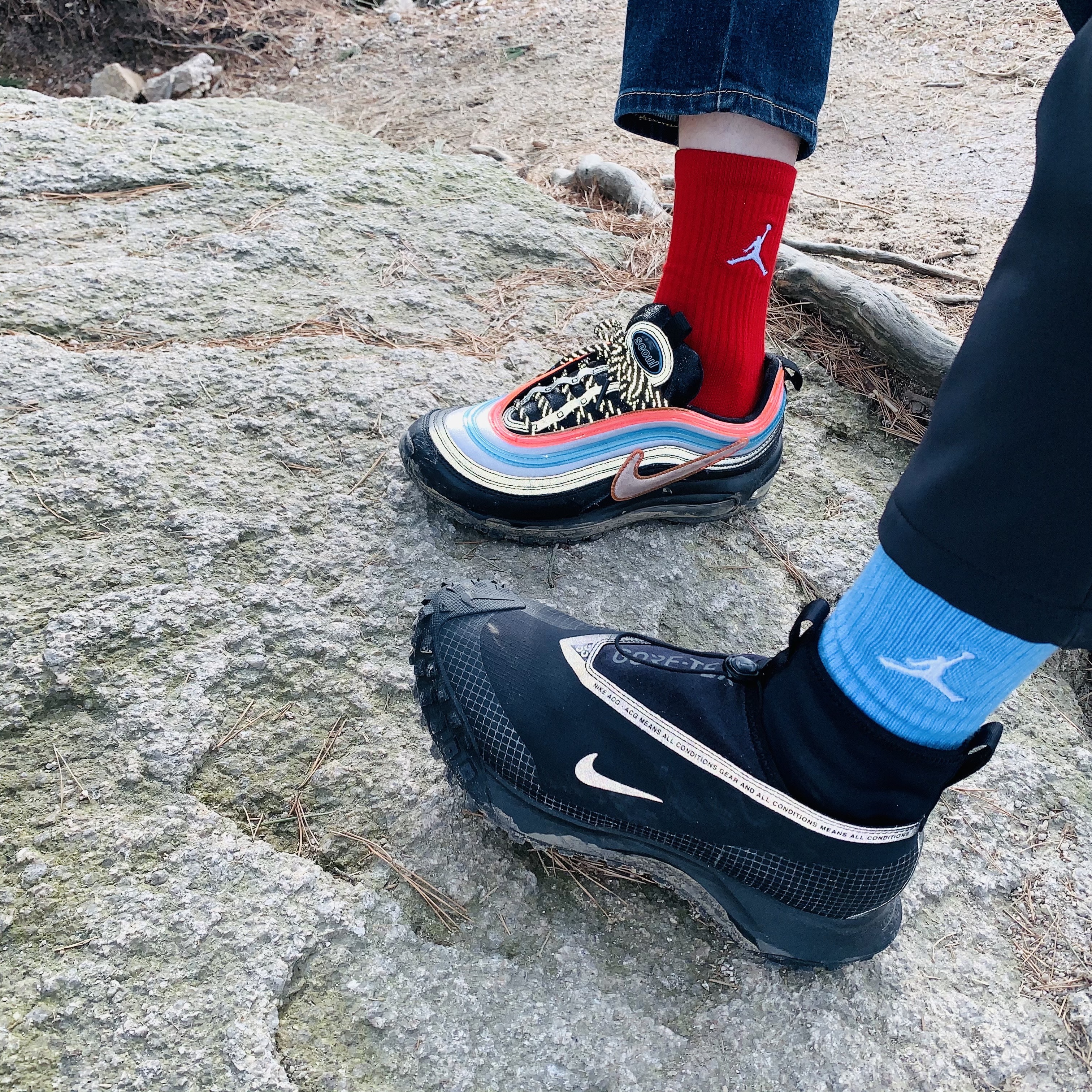 Nike ACG Mountain Fly Gore-Tex Black and Dark Grey, Nike Air Max 97 Neon Seoul 착용 스타일 - 1