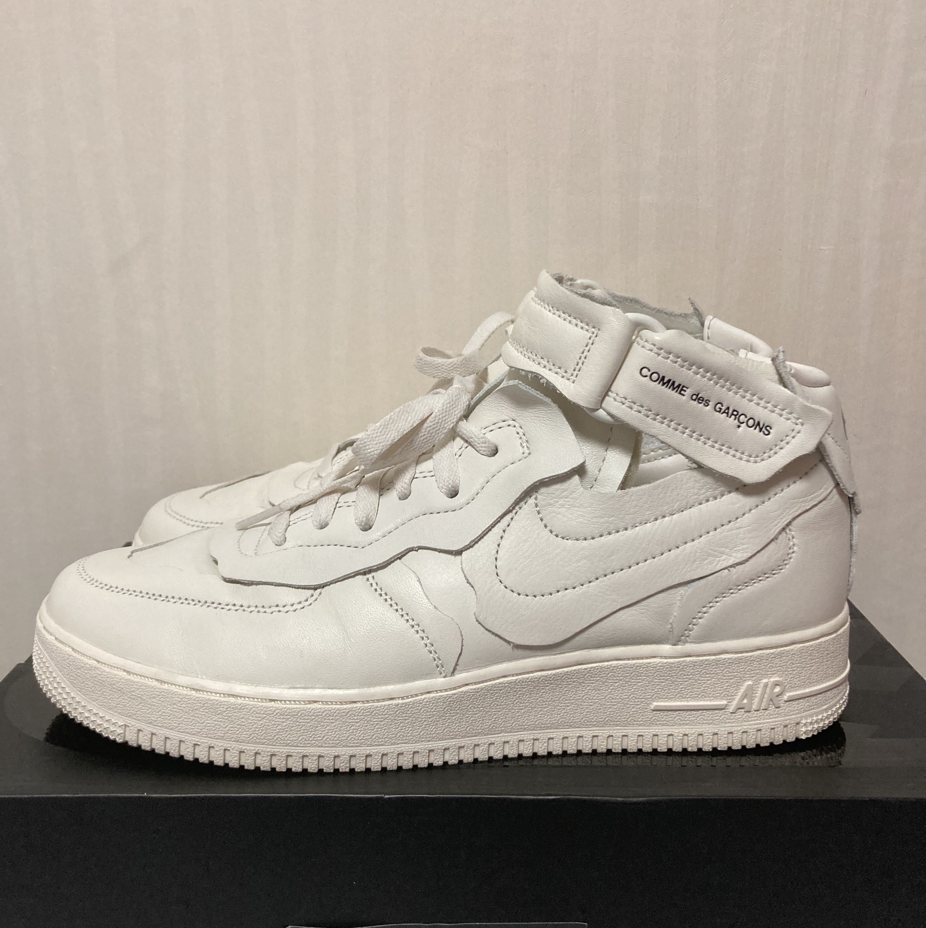 Nike x Comme des Garcons Homme Plus Air Force Mid White 착용 스타일 - 2
