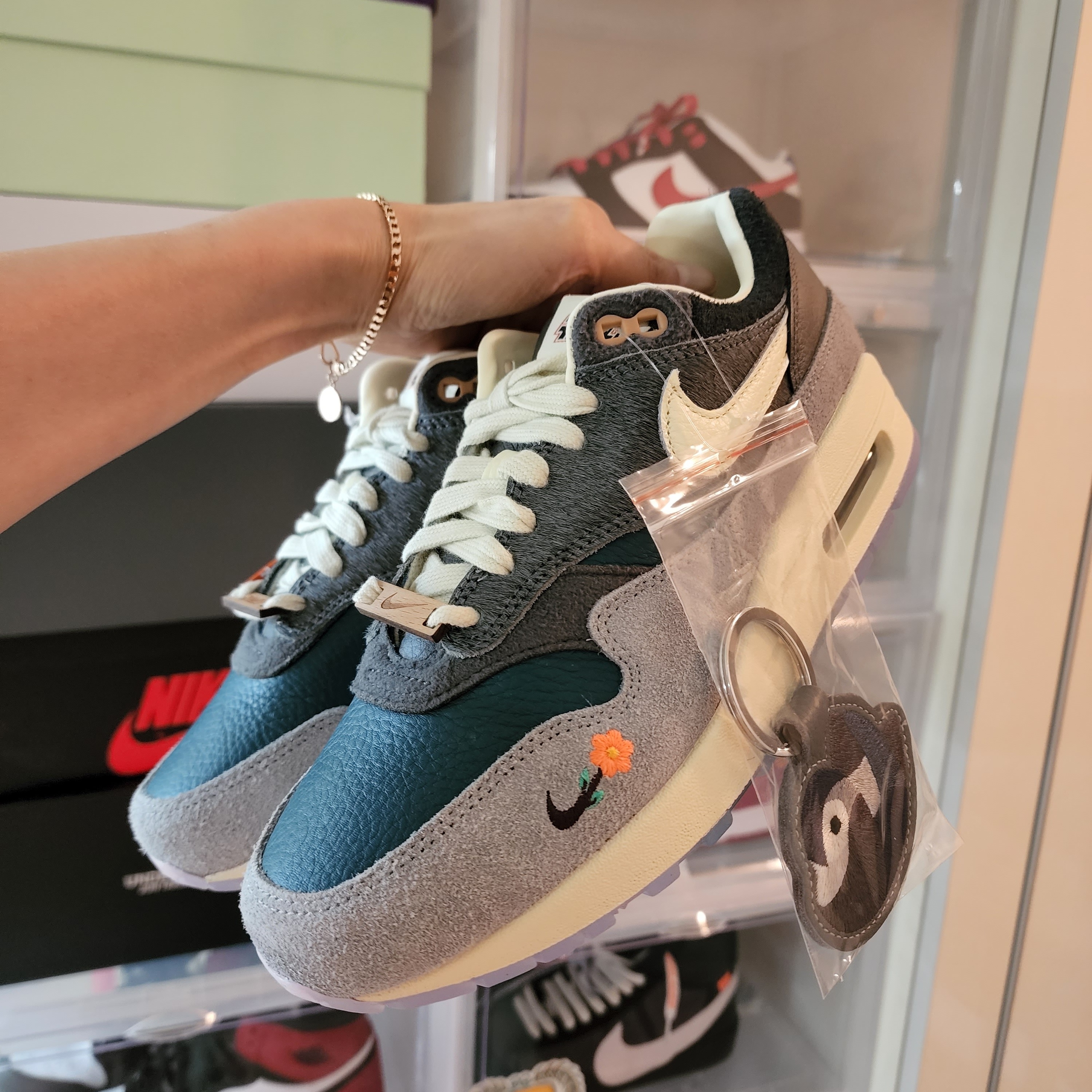 Nike x Kasina Air Max 1 SP Won-Ang Particle Grey (With Special Gift), Nike x Kasina Air Max 1 SP Won-Ang Particle Grey 착용 스타일 - 4