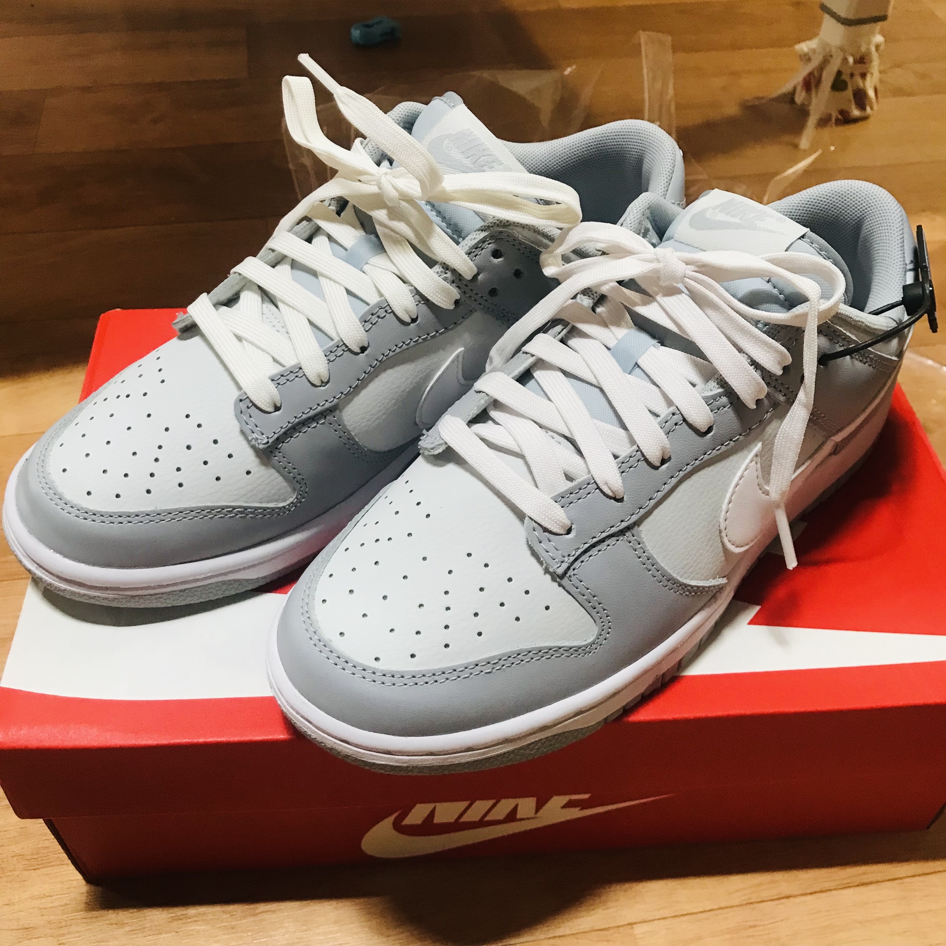 Nike Dunk Low Retro Wolf Grey 착용 스타일
