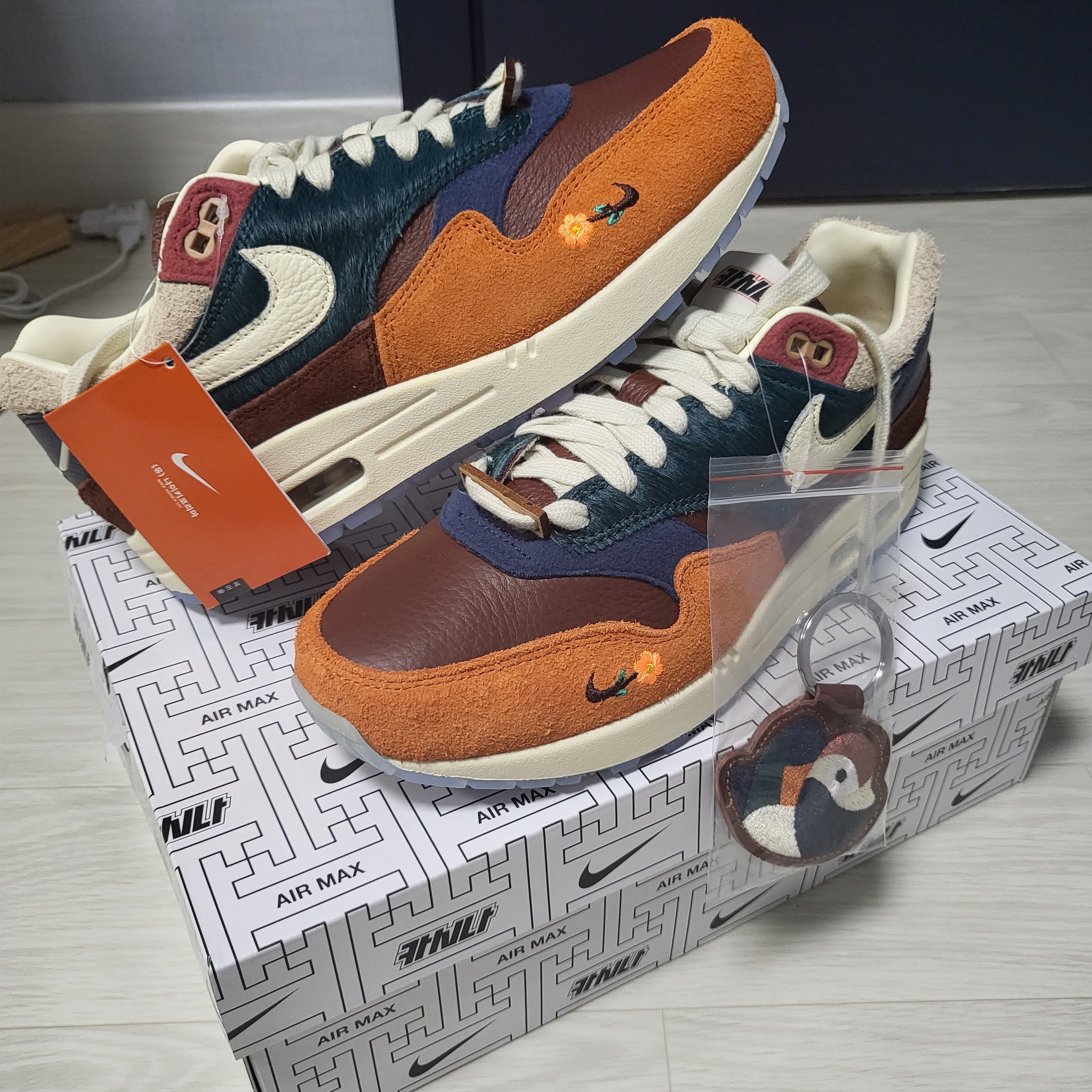 Nike x Kasina Air Max 1 SP Won-Ang Orange 착용 스타일