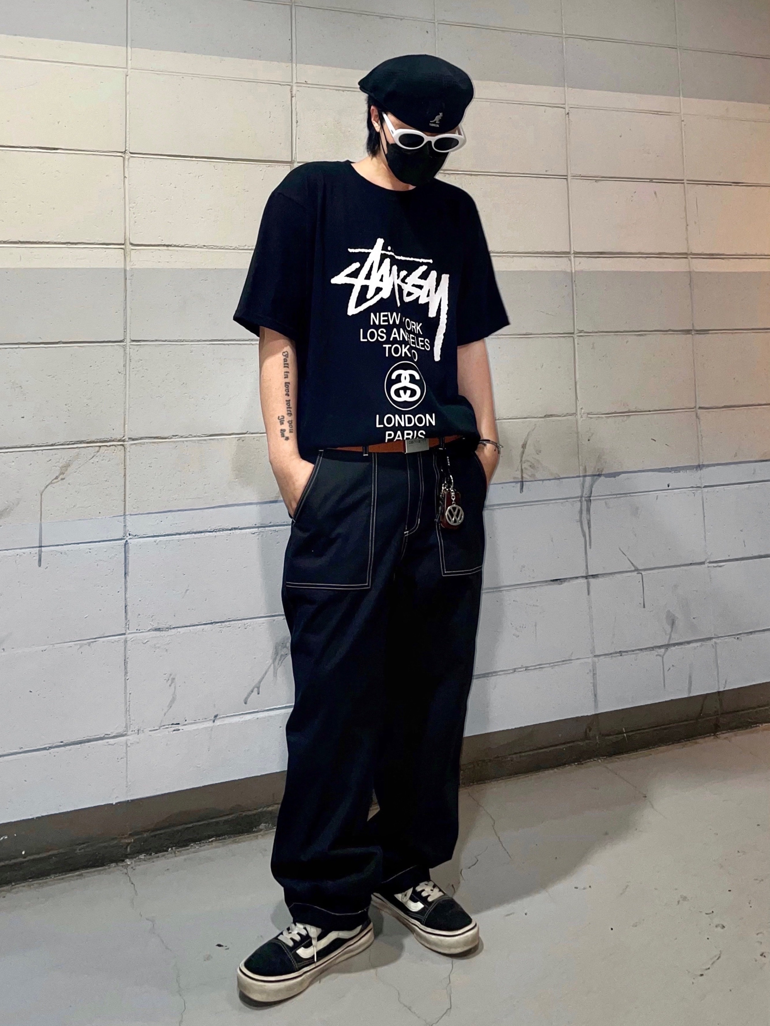 Vans Old Skool 36 DX Anaheim Factory Black White, Stussy World Tour T-Shirt Black 착용 스타일