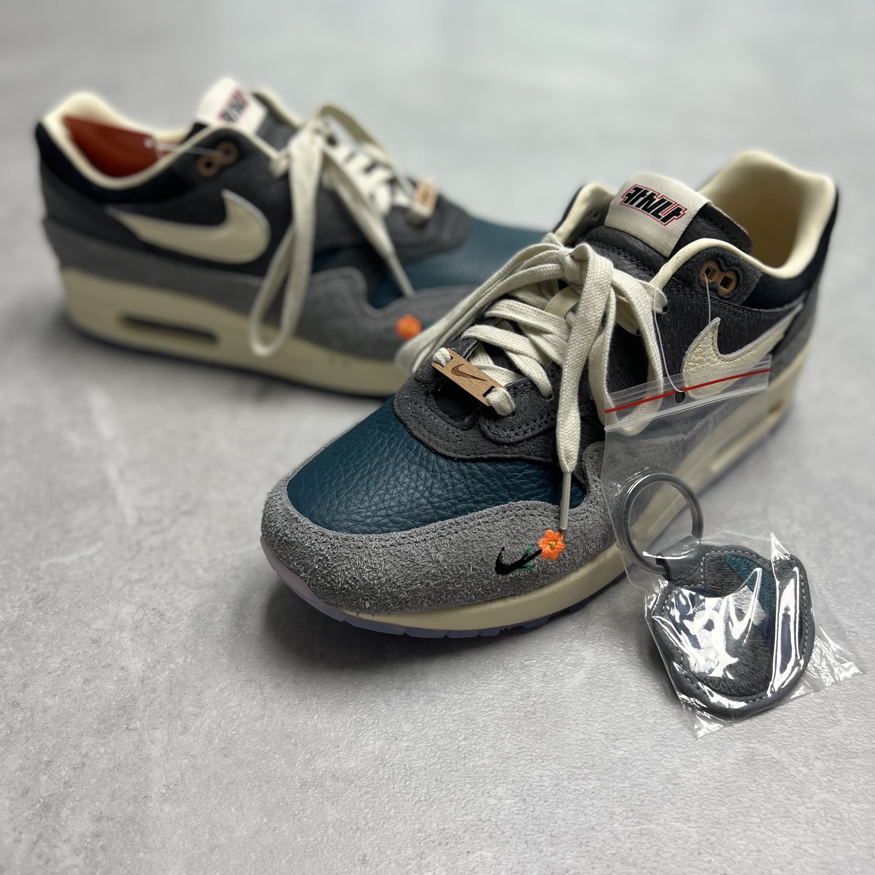 Nike x Kasina Air Max 1 SP Won-Ang Particle Grey 착용 스타일 - 1
