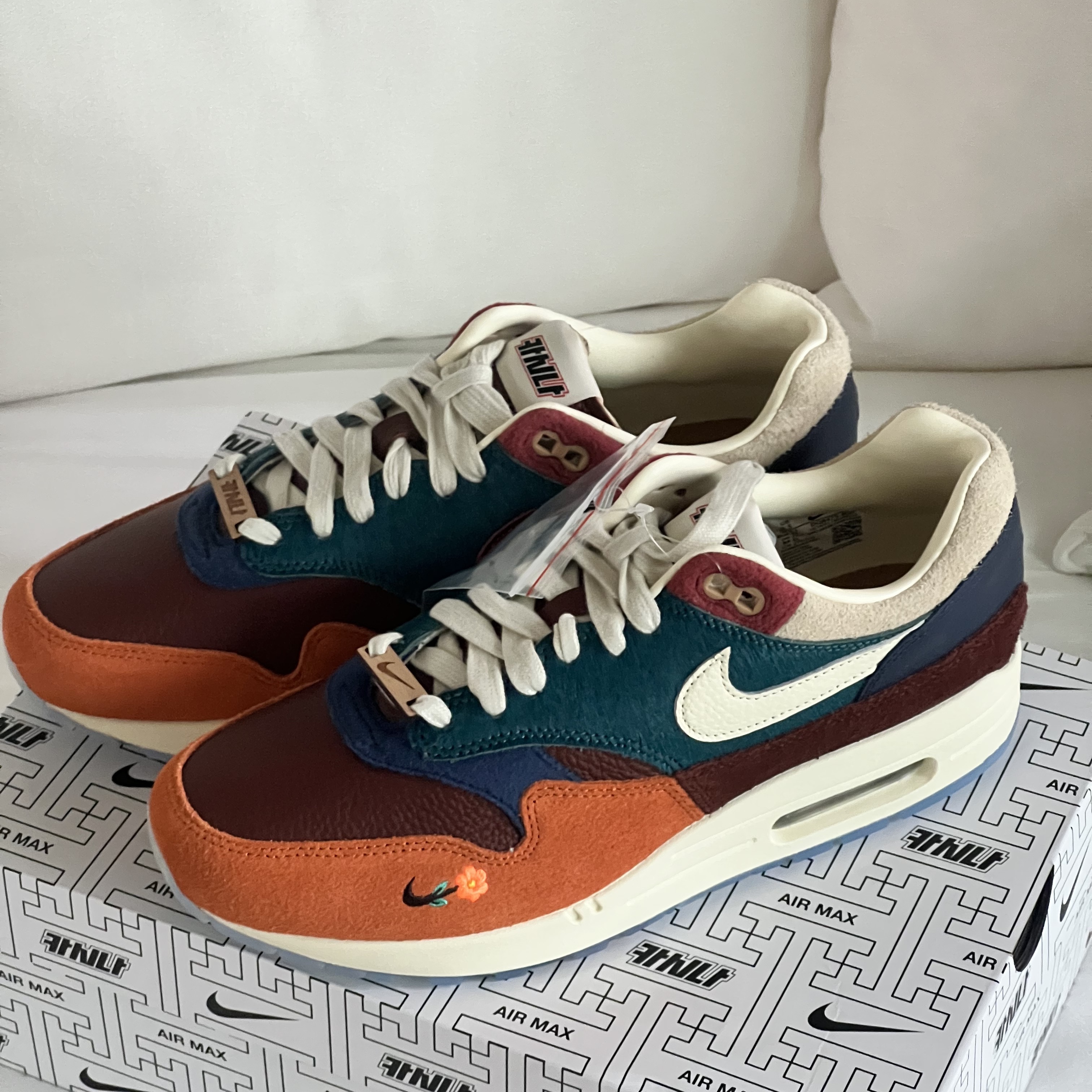 Nike x Kasina Air Max 1 SP Won-Ang Orange 착용 스타일 - 2