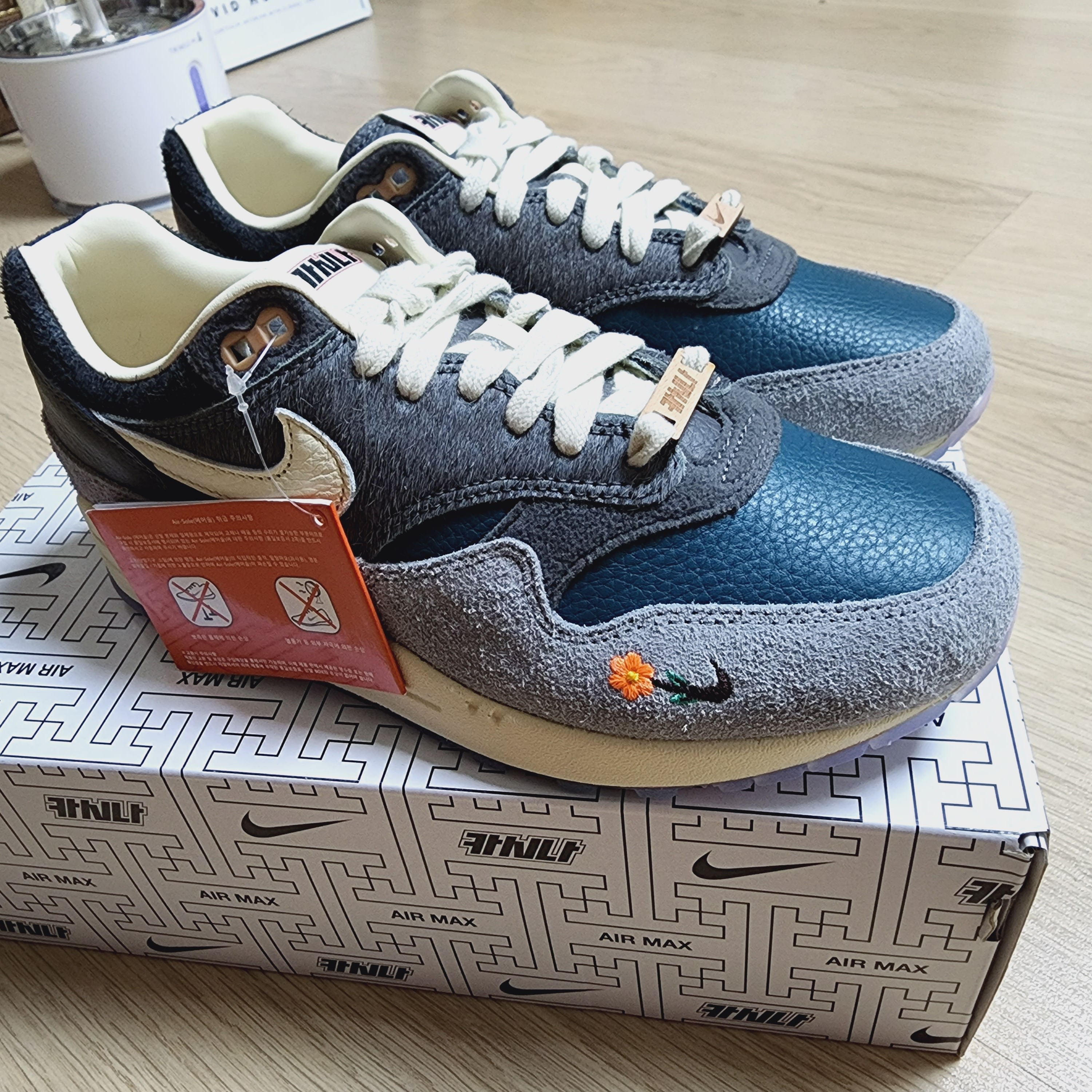 Nike x Kasina Air Max 1 SP Won-Ang Particle Grey (With Special Gift), Nike x Kasina Air Max 1 SP Won-Ang Particle Grey 착용 스타일 - 2