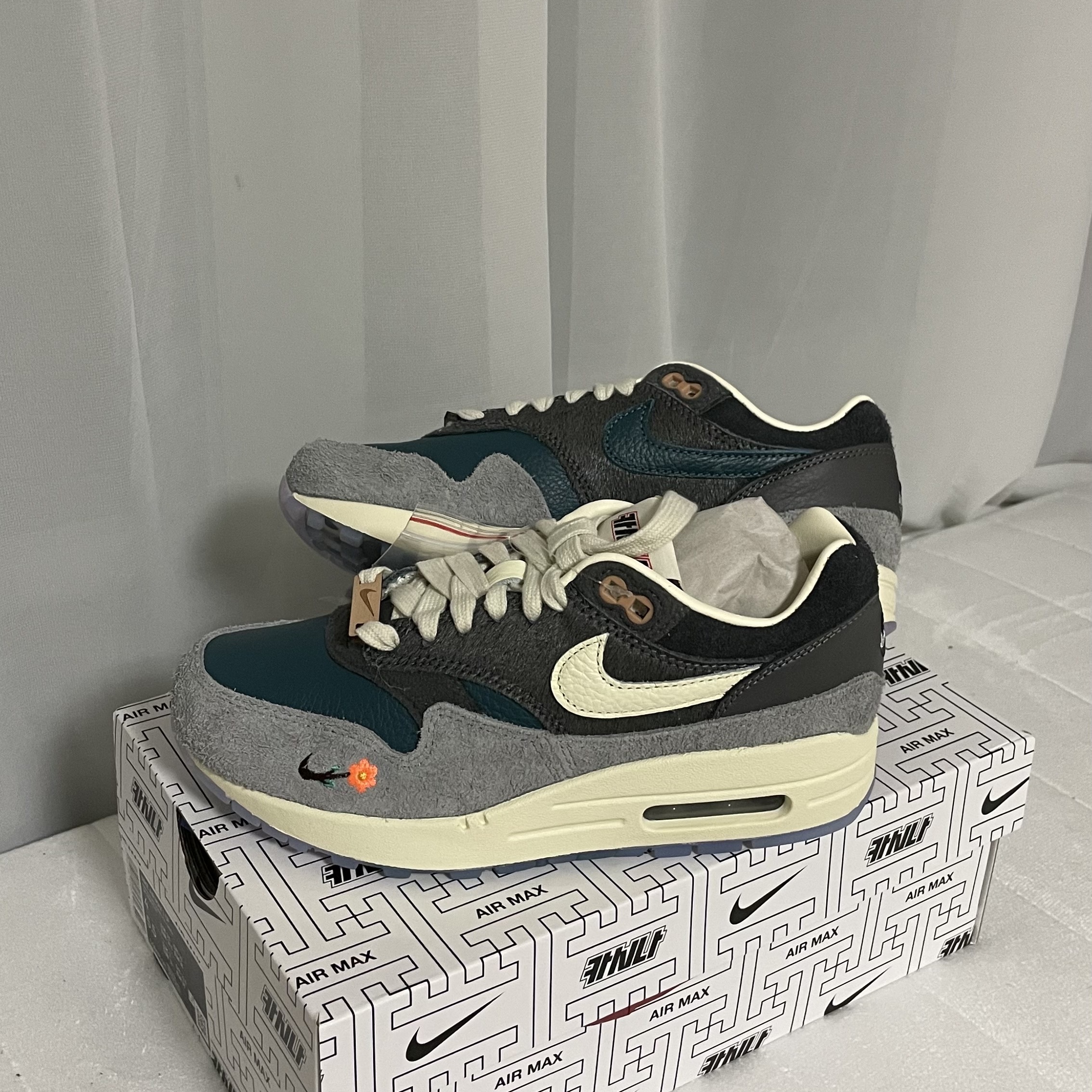 Nike x Kasina Air Max 1 SP Won-Ang Particle Grey 착용 스타일