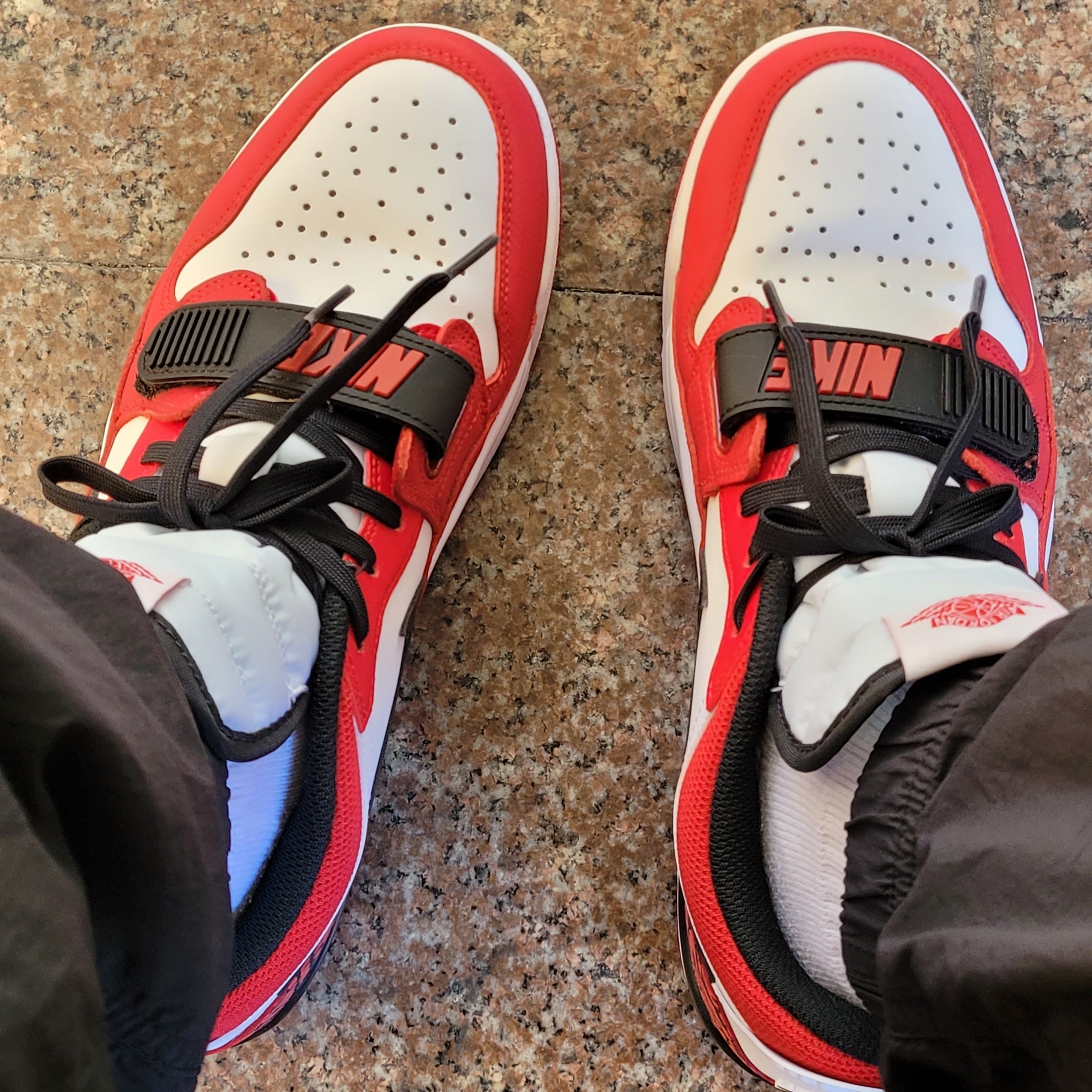 Jordan Legacy 312 Low Chicago 2022 착용 스타일 - 2