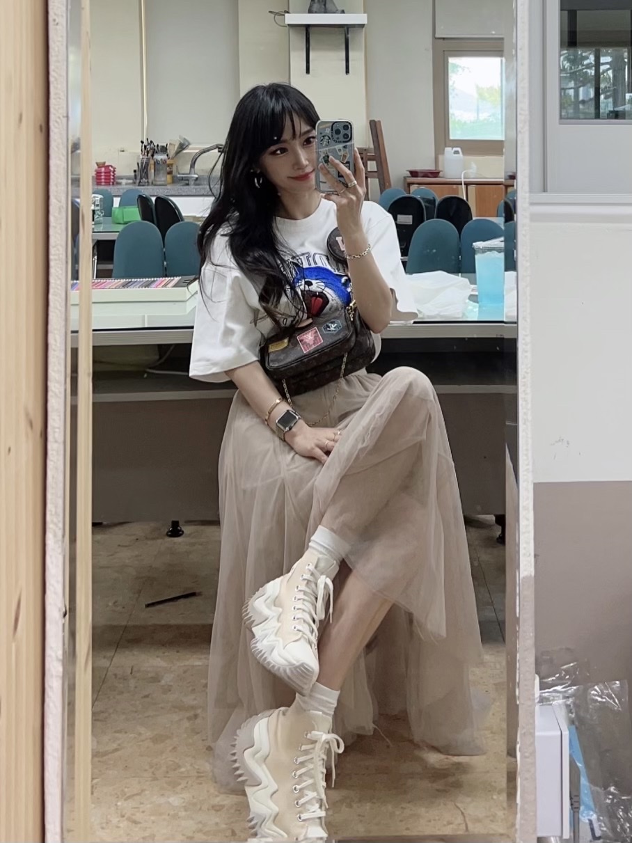 Maison Kitsune x Ader Error Yawn Fox T-Shirt Off White, Converse Run Star Motion High Light Twine 착용 스타일 - 2