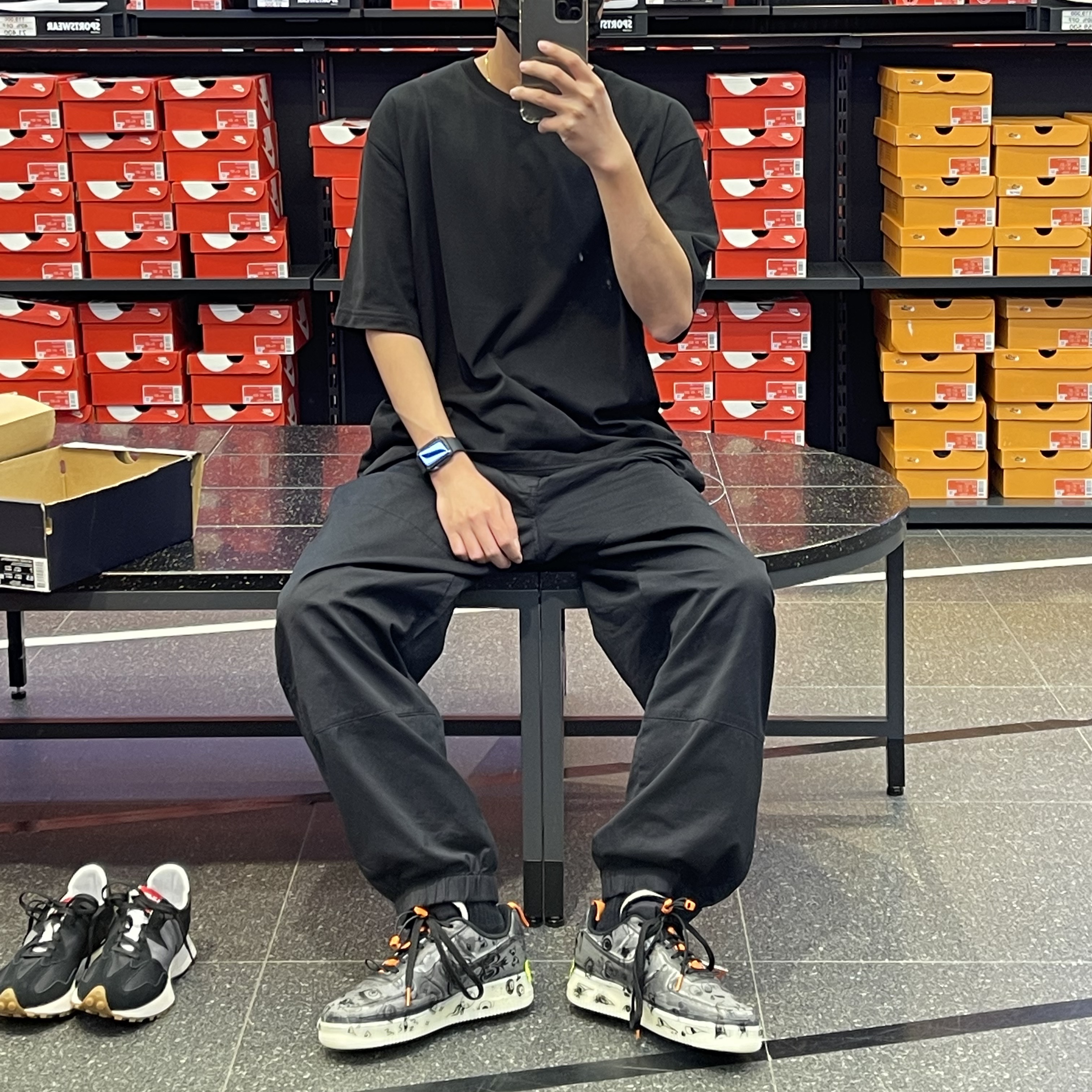 Nike Air Force 1 Low Experimental Halloween 착용 스타일 - 2