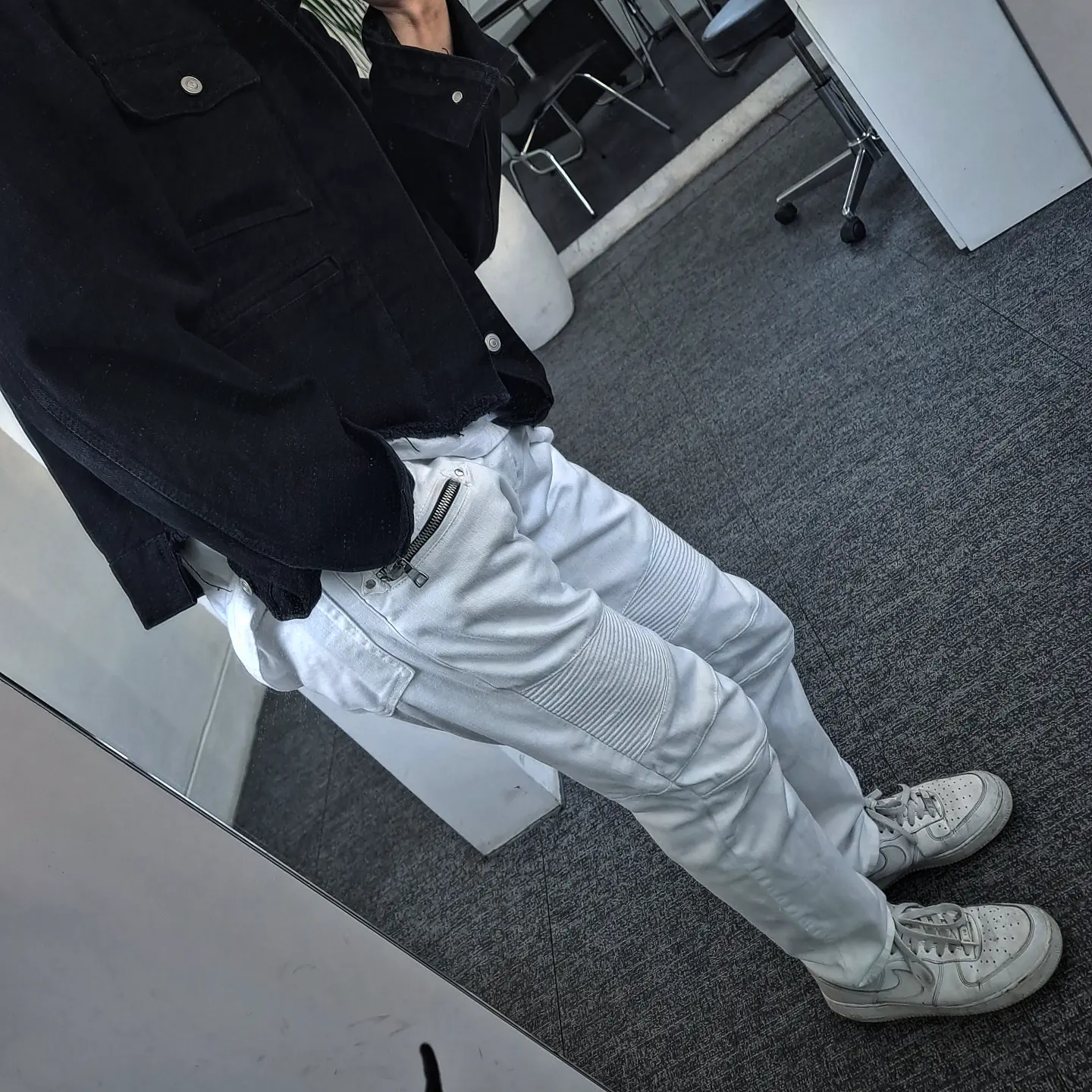 Nike Air Force 1 '07 Low White 착용 스타일 - 1