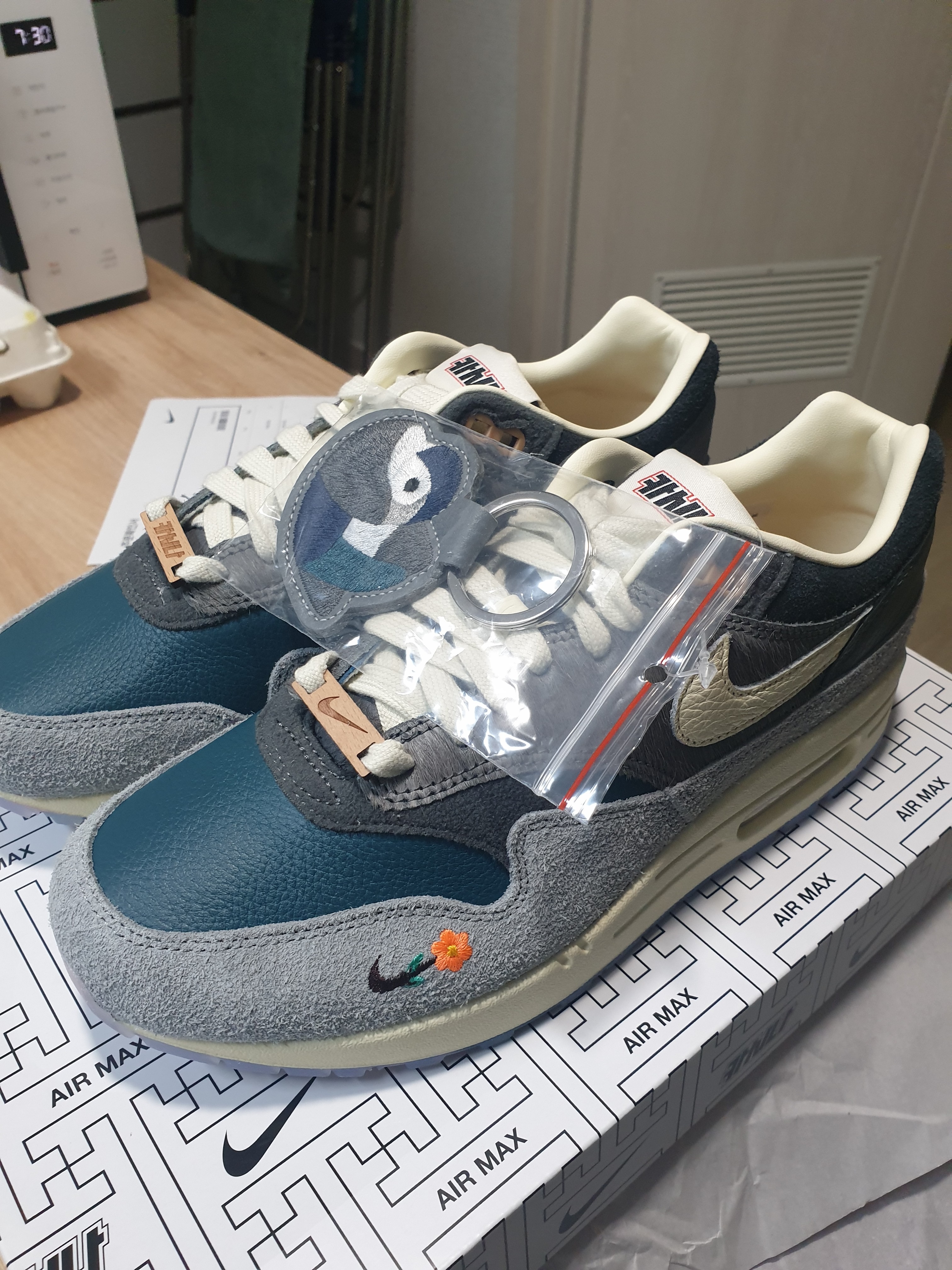 Nike x Kasina Air Max 1 SP Won-Ang Particle Grey 착용 스타일 - 1