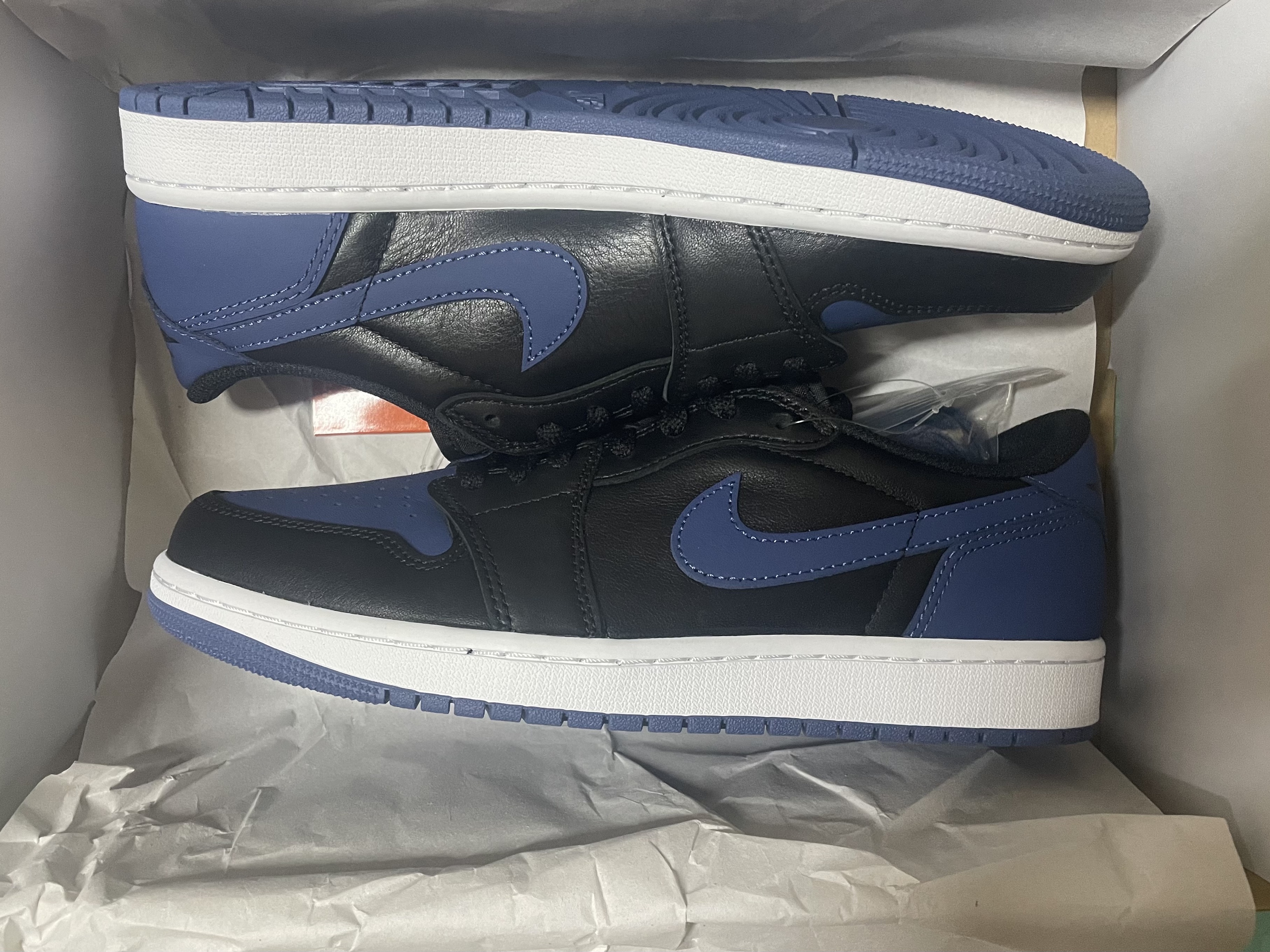 Jordan 1 Retro Low OG Mystic Navy 착용 스타일