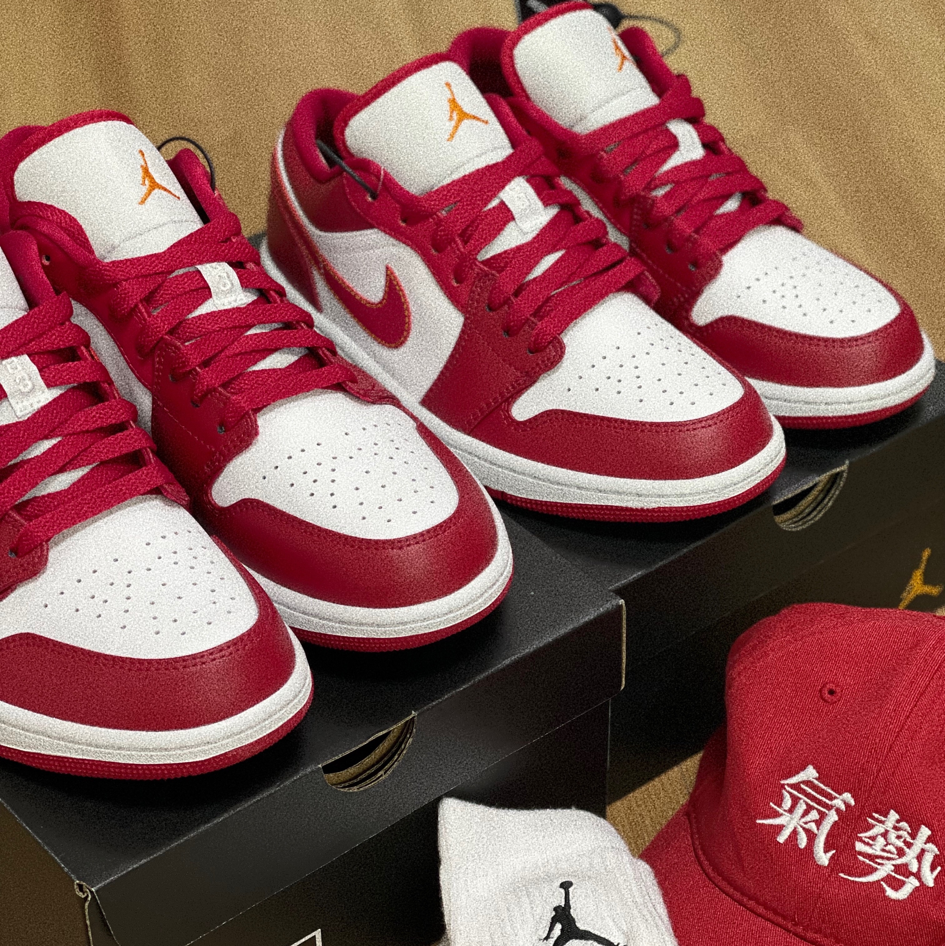 Jordan 1 Low Cardinal Red 착용 스타일