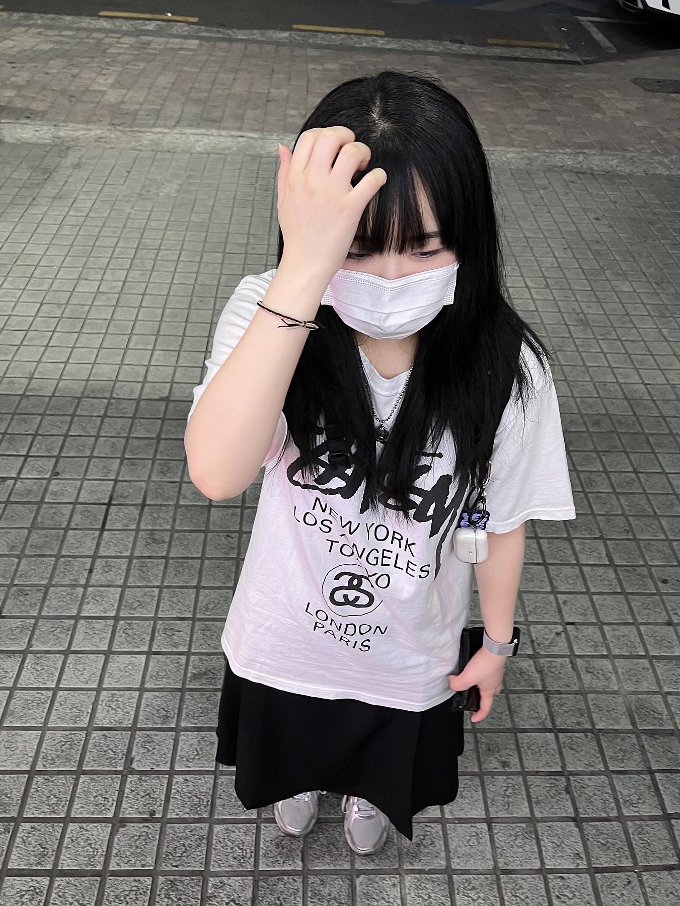 Stussy World Tour T-Shirt White 착용 스타일 - 2