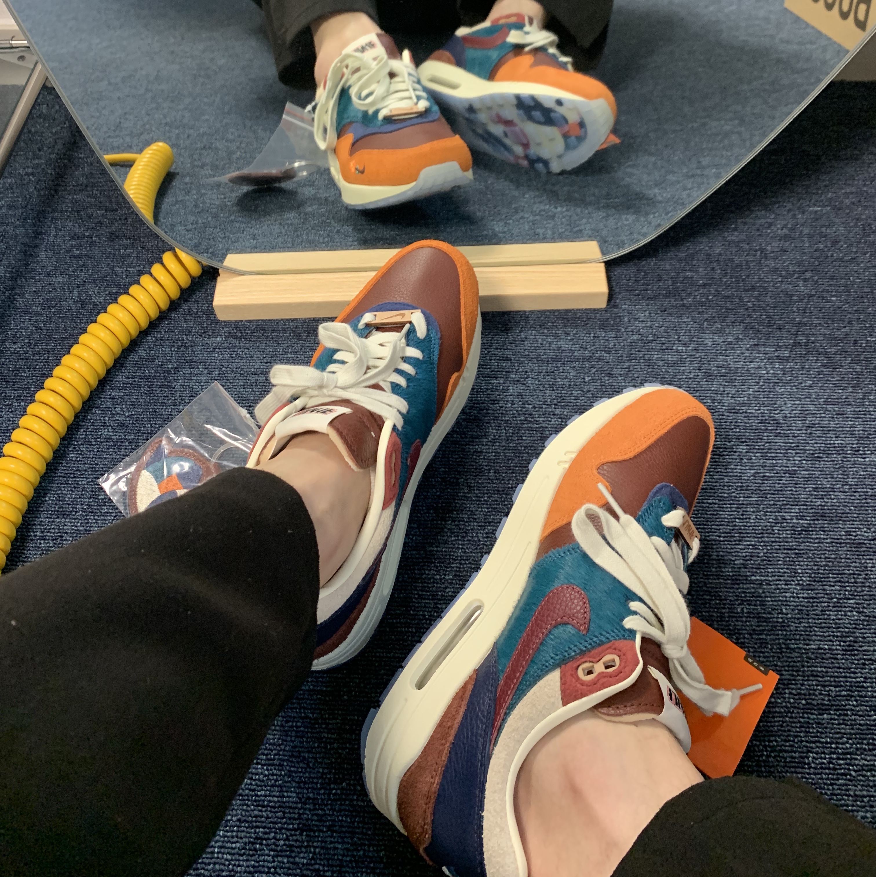 Nike x Kasina Air Max 1 SP Won-Ang Orange (With Special Gift) 착용 스타일 - 2