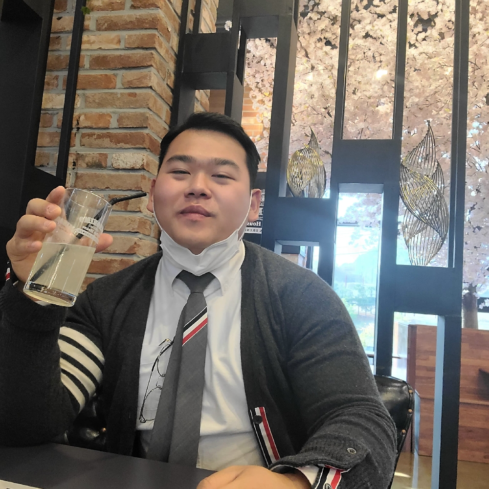 KREAM 프로필 이미지