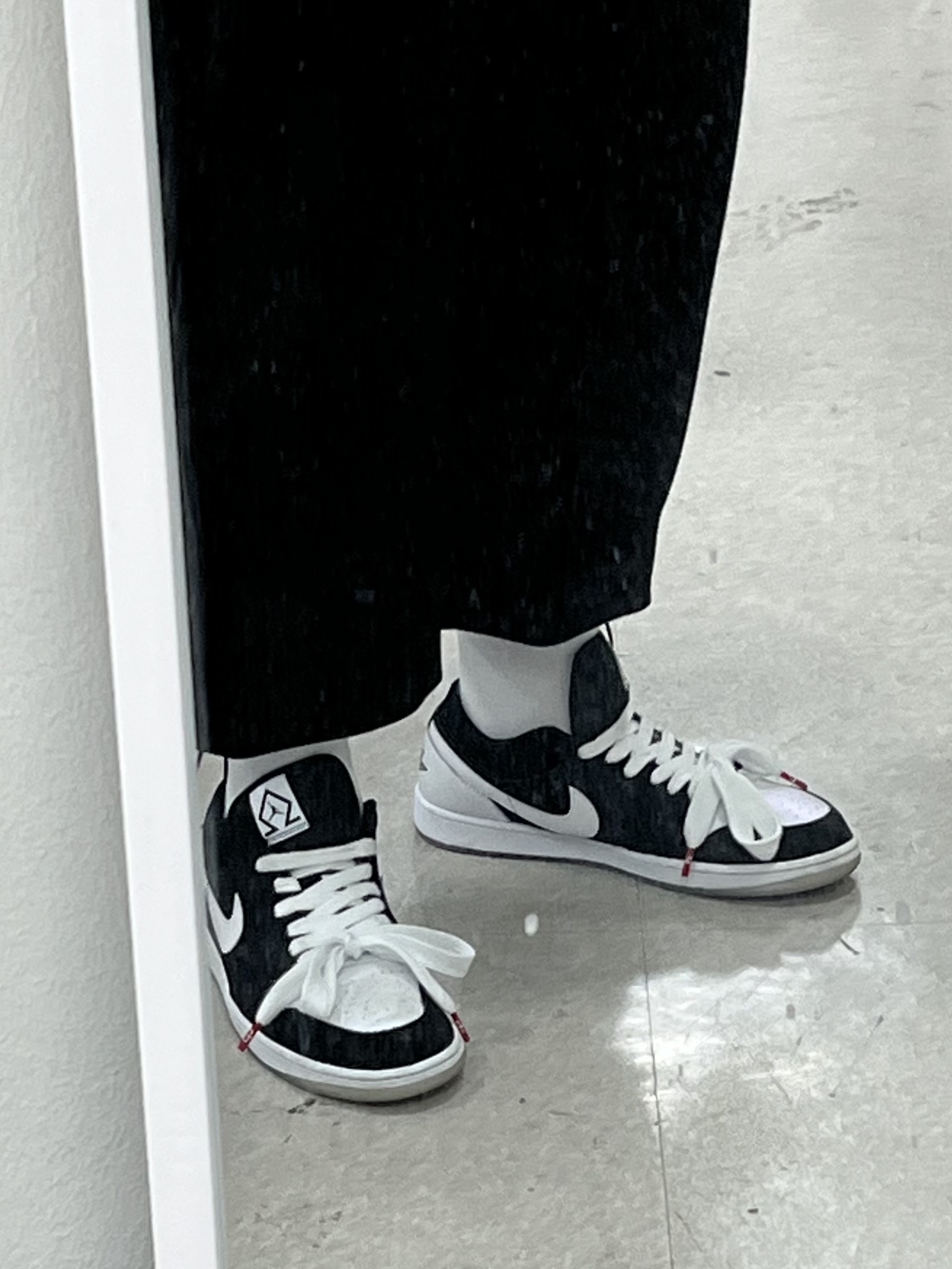 Jordan 1 Low SE Diamond 착용 스타일