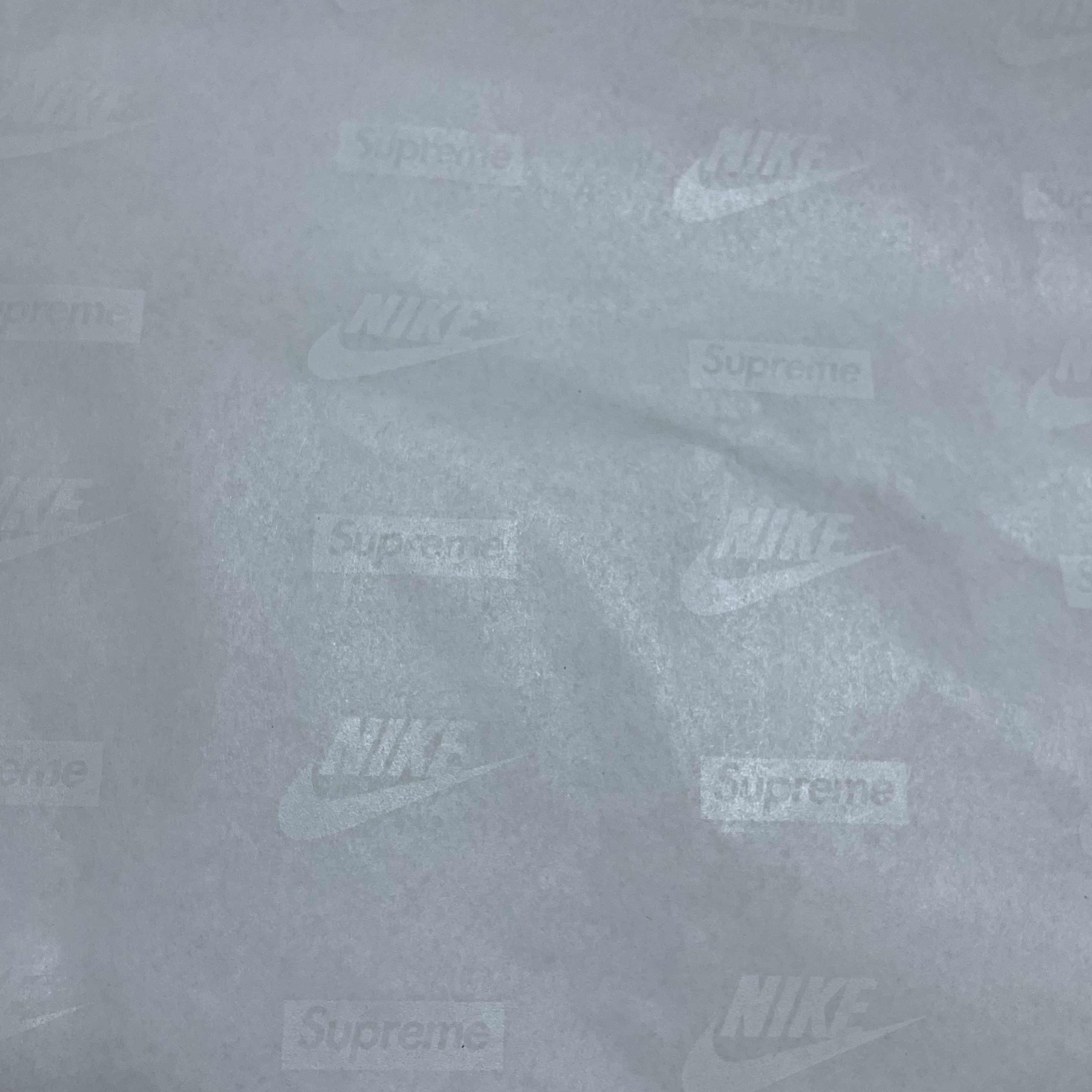 Nike x Supreme Air Force 1 Low White 착용 스타일 - 5